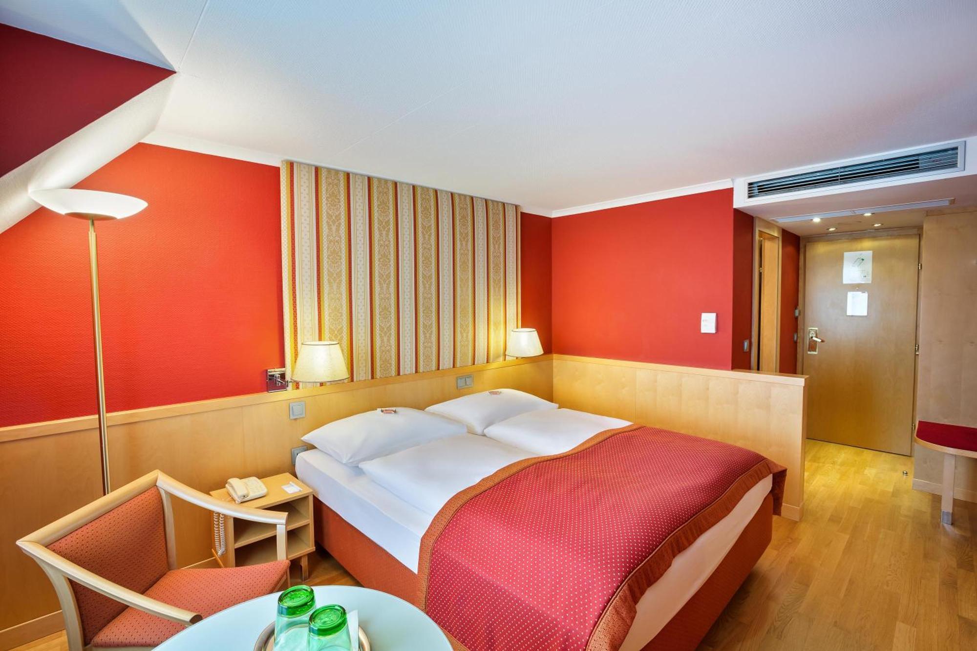 Twin Room - Disability Access,1516432240:JPEG