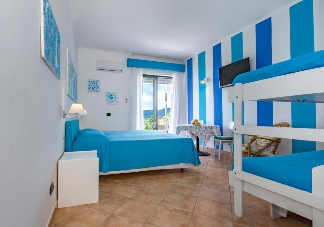 Studio Apartment Terrace Sea View
