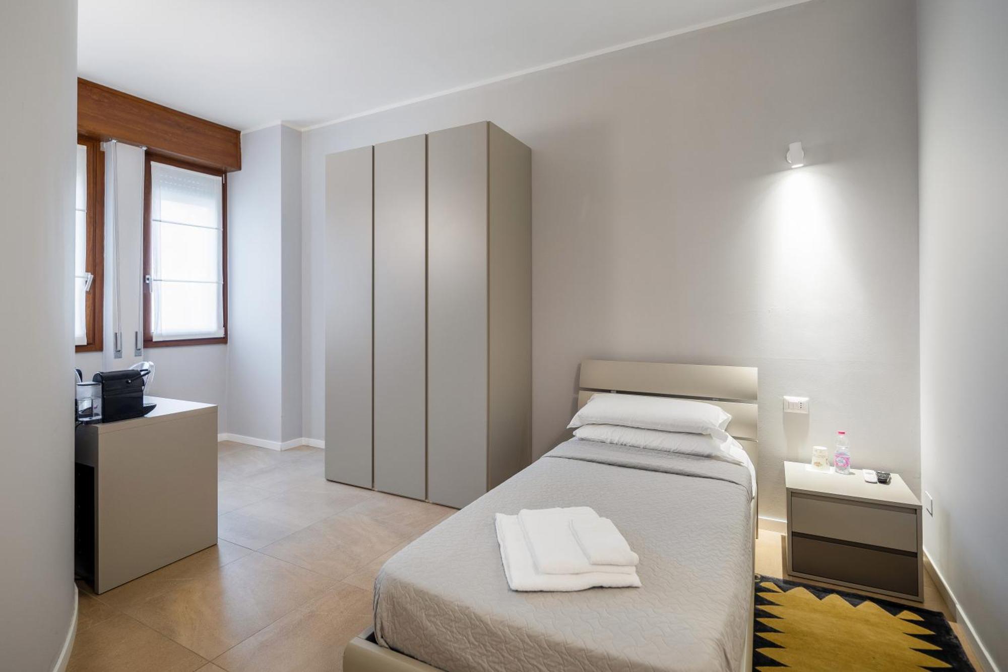 Deluxe Single Room