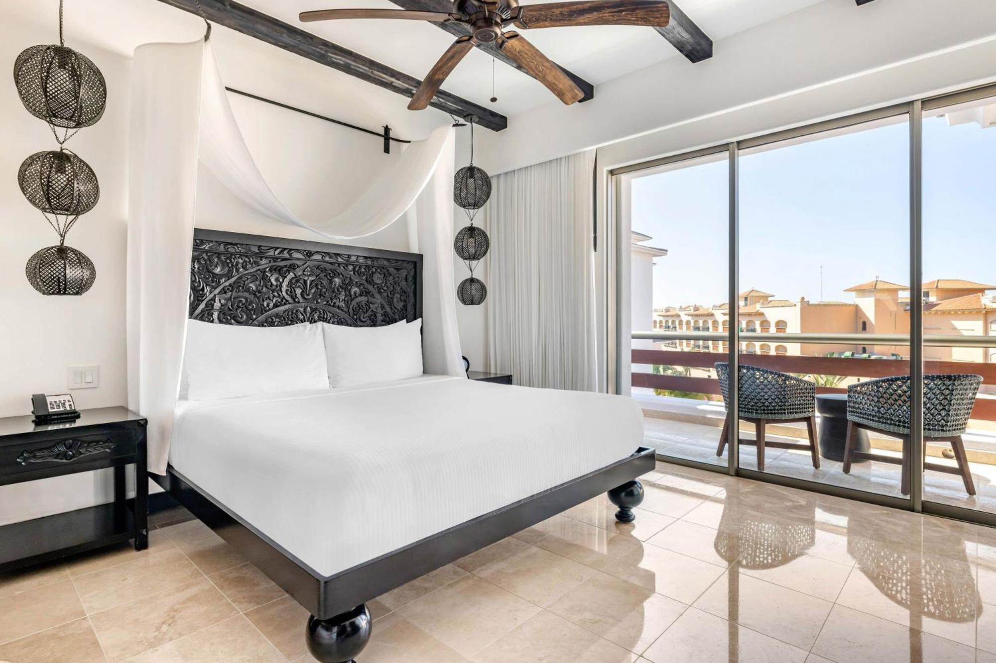 One Bedroom King Suite Balcony,1526546701:JPEG