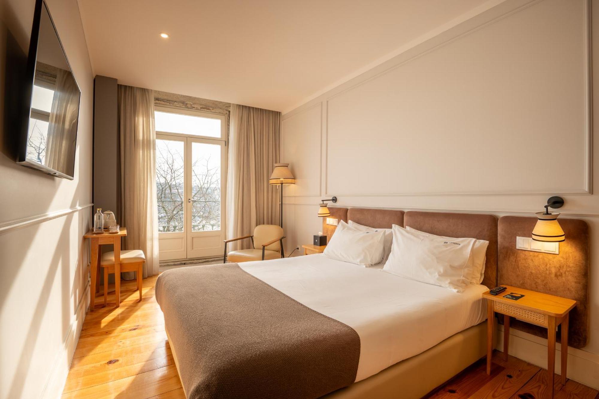 Premium Double Room,1517469031:JPEG