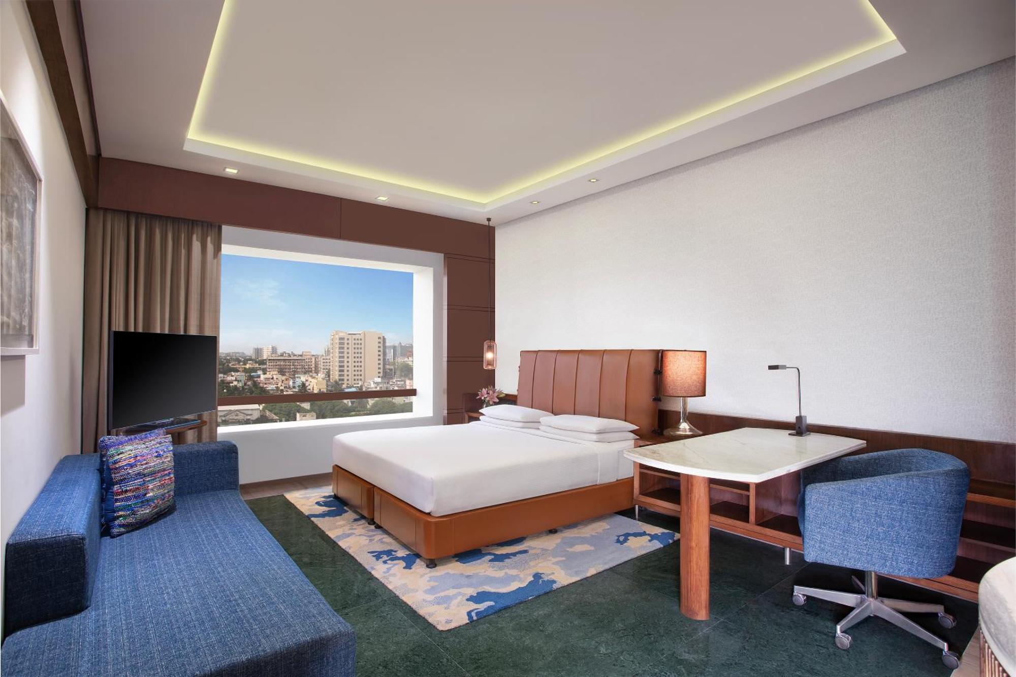 King Room Pool View,1517496205:JPEG