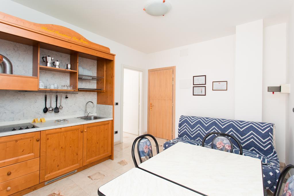 One-Bedroom Apartment Balcony,221302430:JPEG