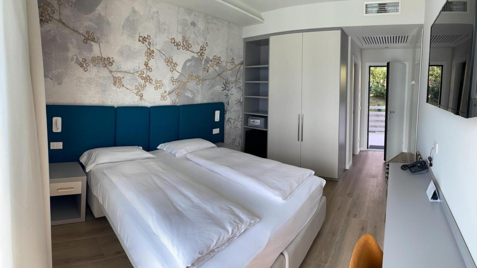 Double Room Lake View Villa Silvia,1593666317:JPEG