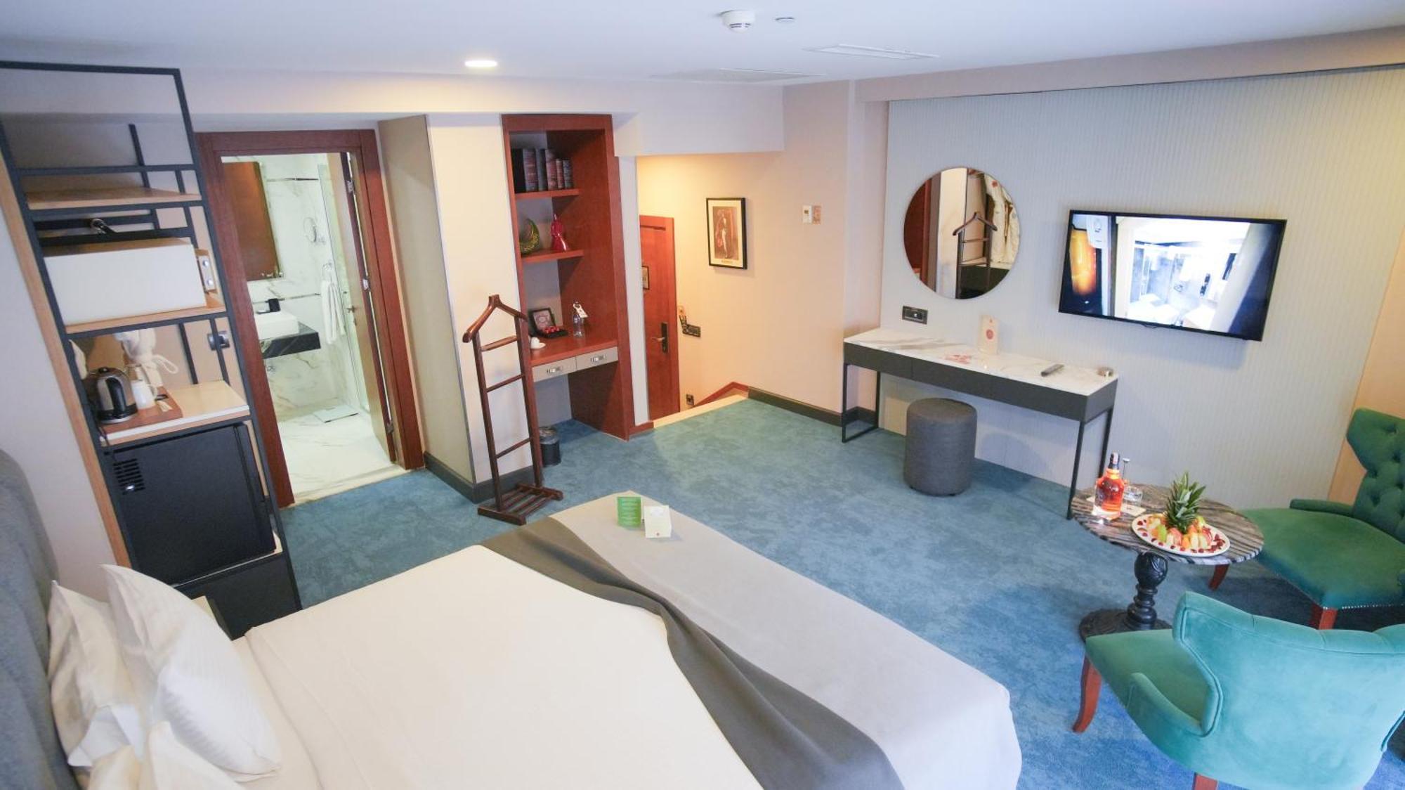 Executive Suite