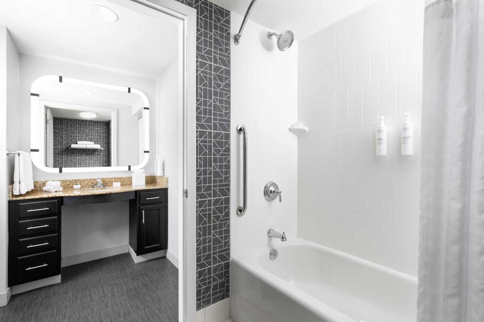 King Studio Suite Non-Smoking