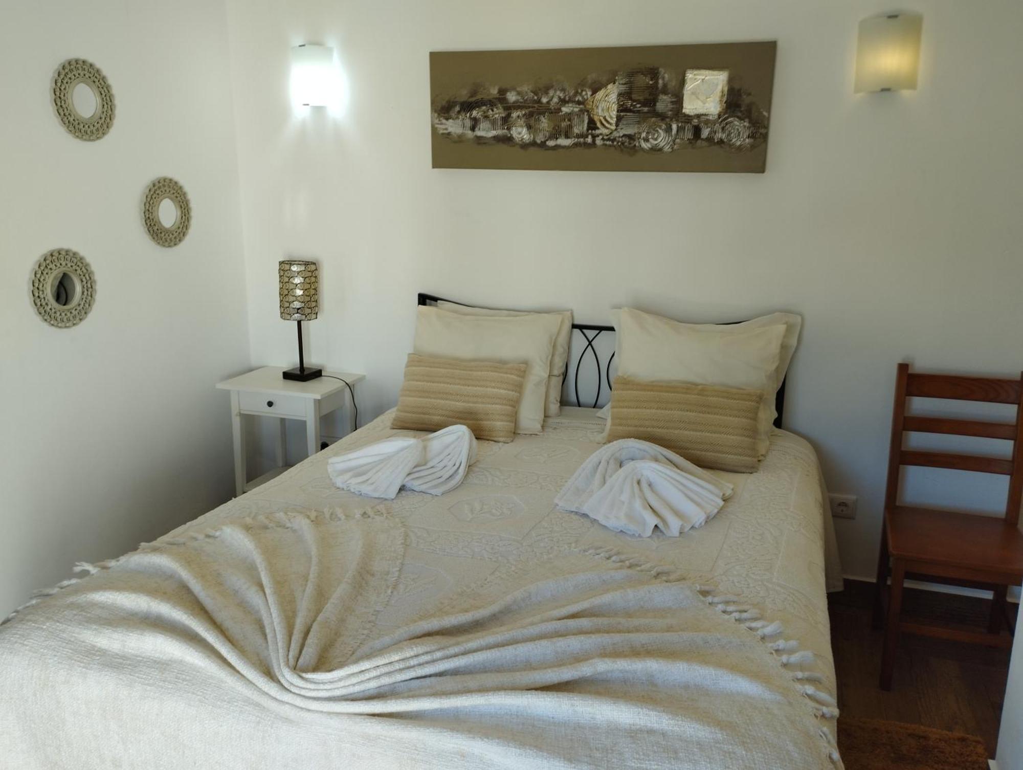 Double Room,1490688826:JPEG