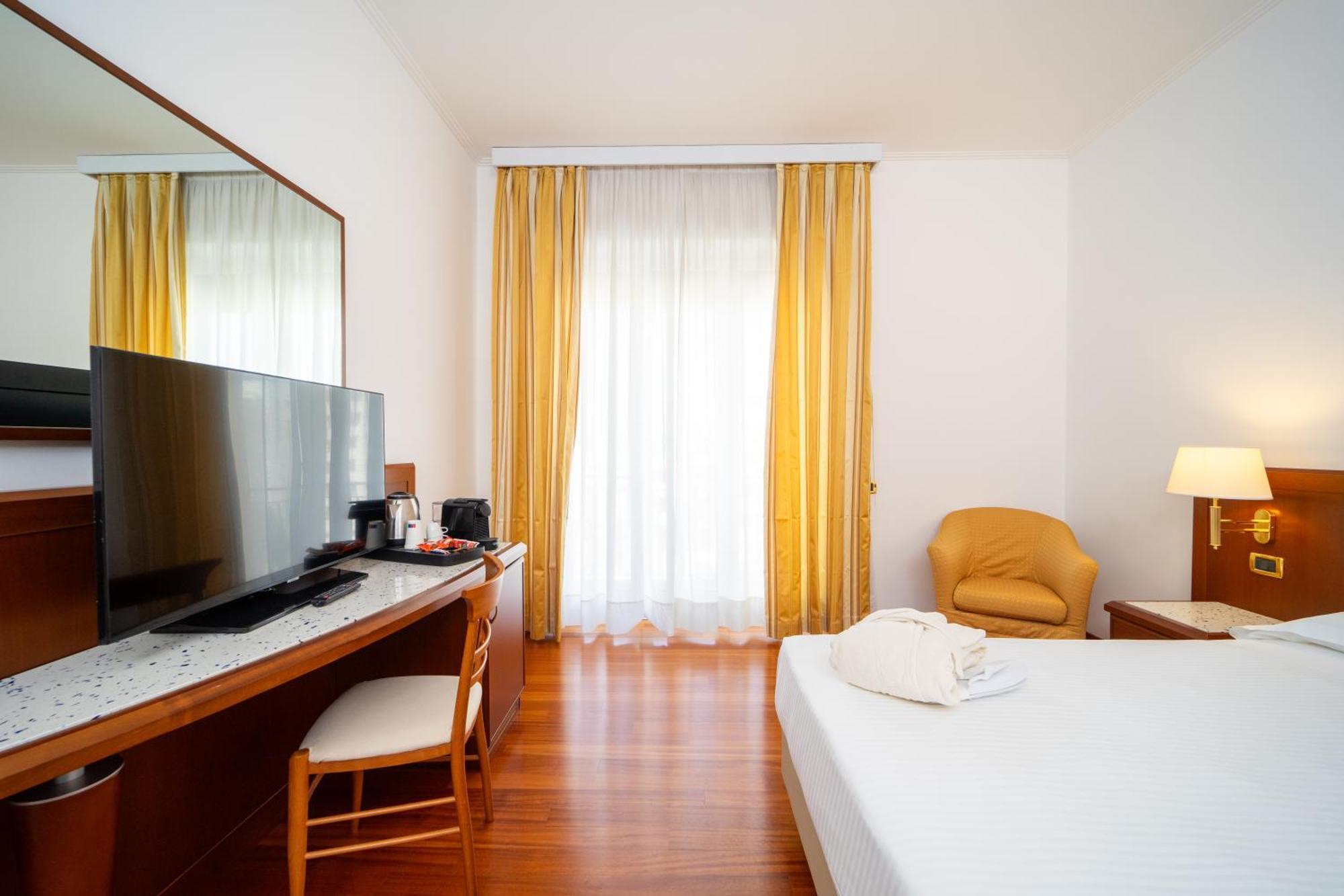Deluxe Double Room Balcony
