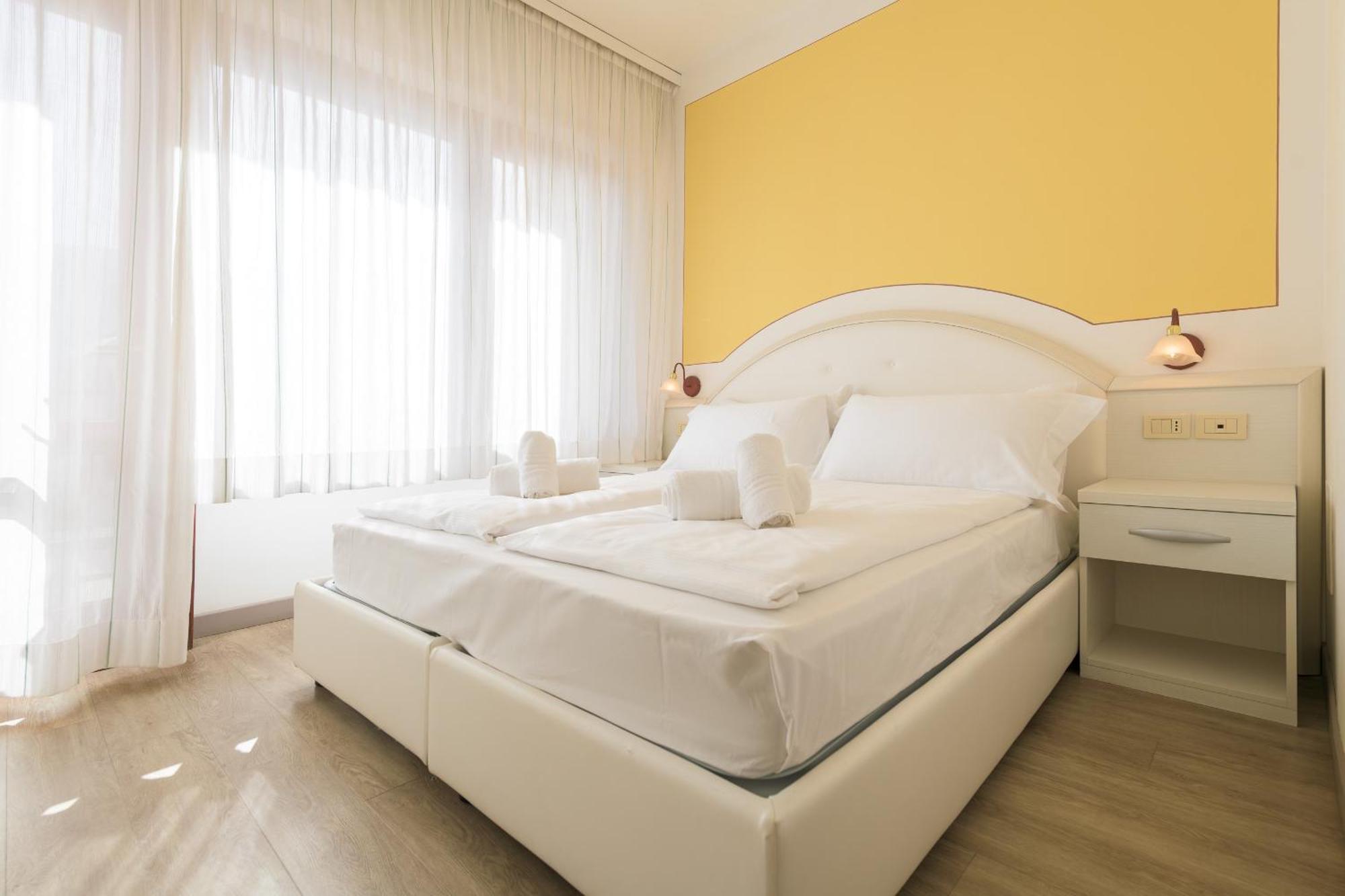 Standard Plus Double or Twin Room,1519646458:JPEG