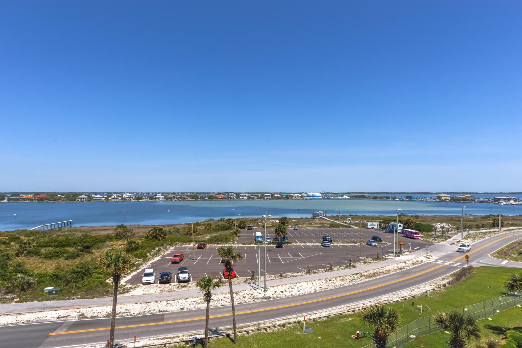 Accessible 2 Queen Bay View Without Balcony