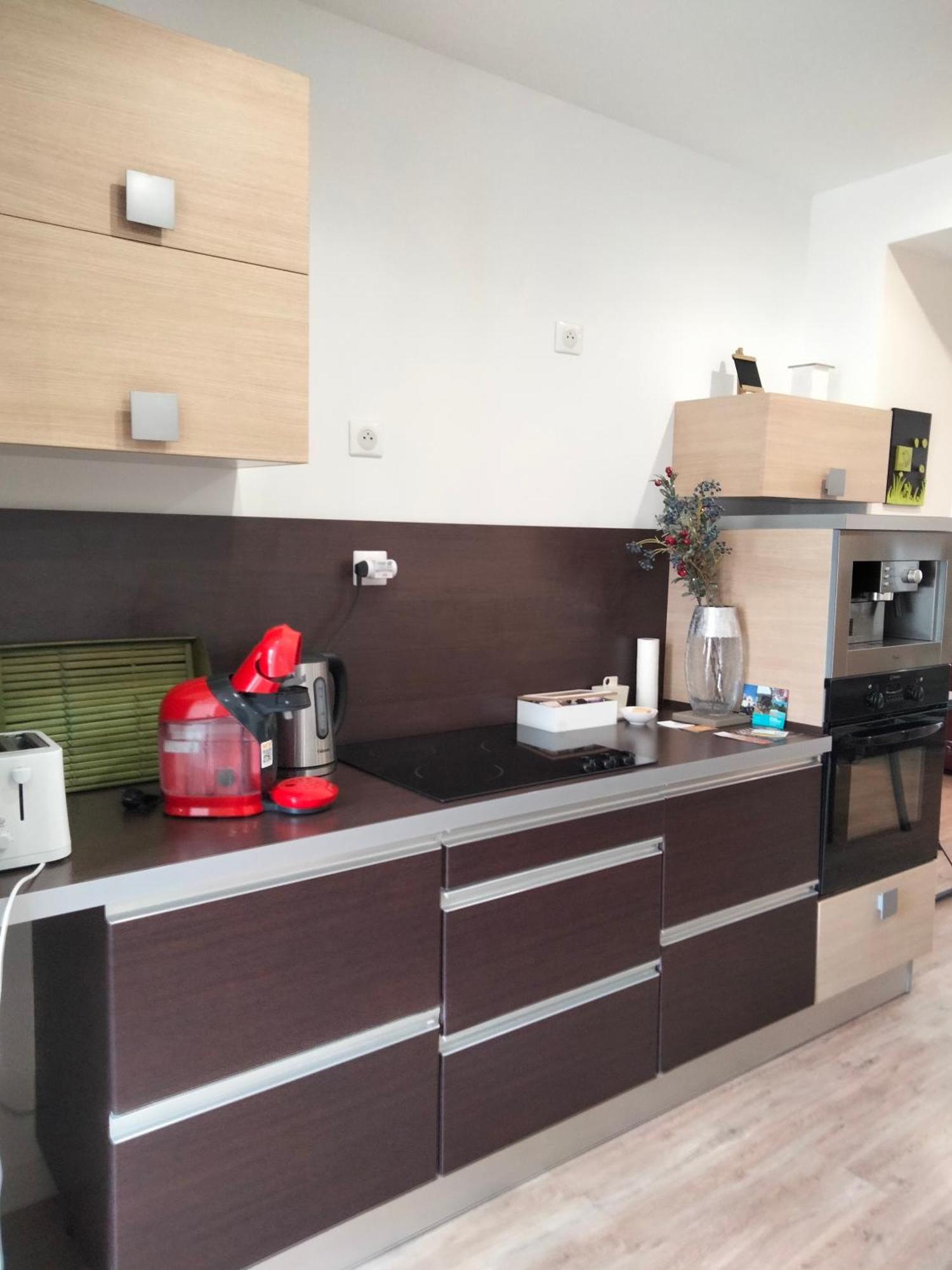 Apartment,862361798:JPEG