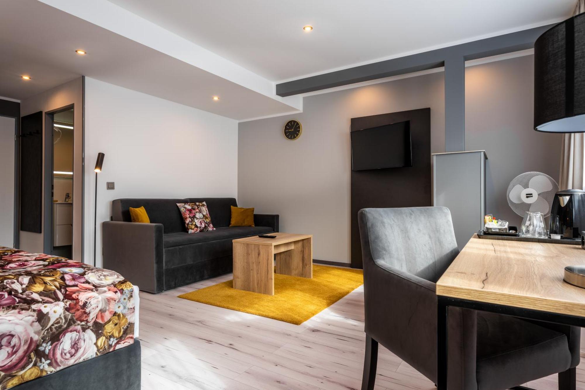 Superior Double Room,1520150617:JPEG