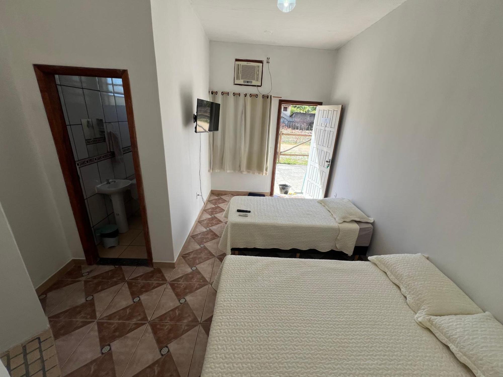 Standard Suite,1520878717:JPEG