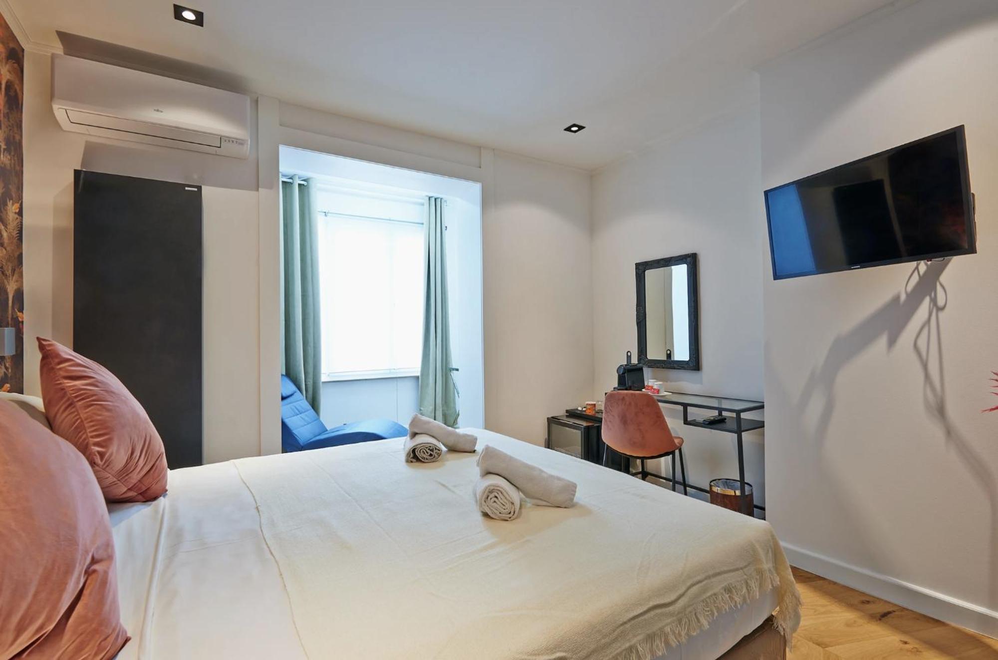 Triple Room,1521357727:JPEG