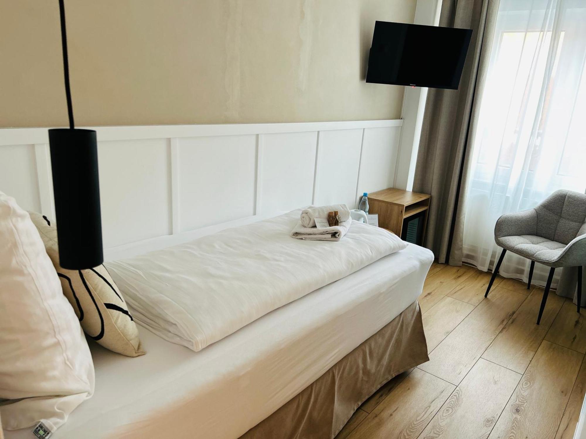 Single Room,1499608324:JPEG