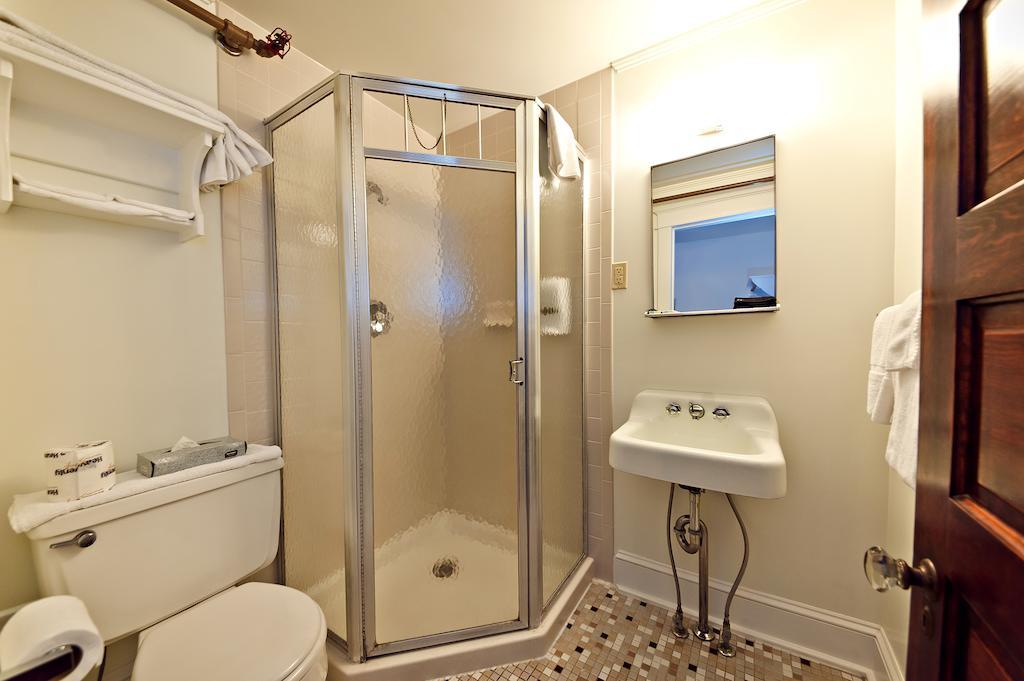Double or Twin Room City View,234967341:JPEG