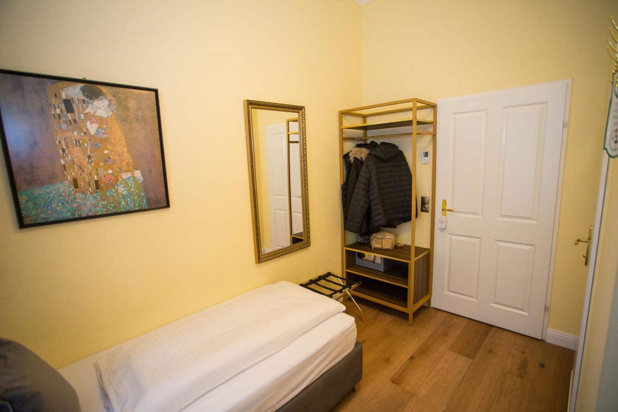 Small Single Room
