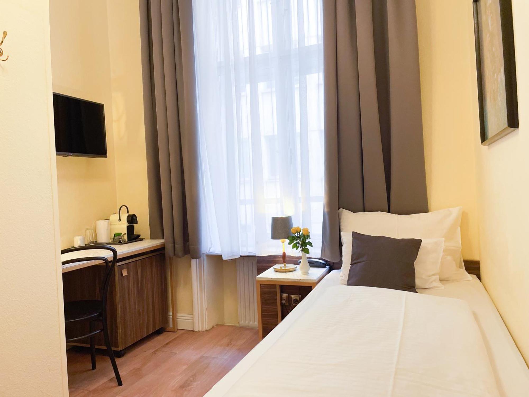 Small Single Room