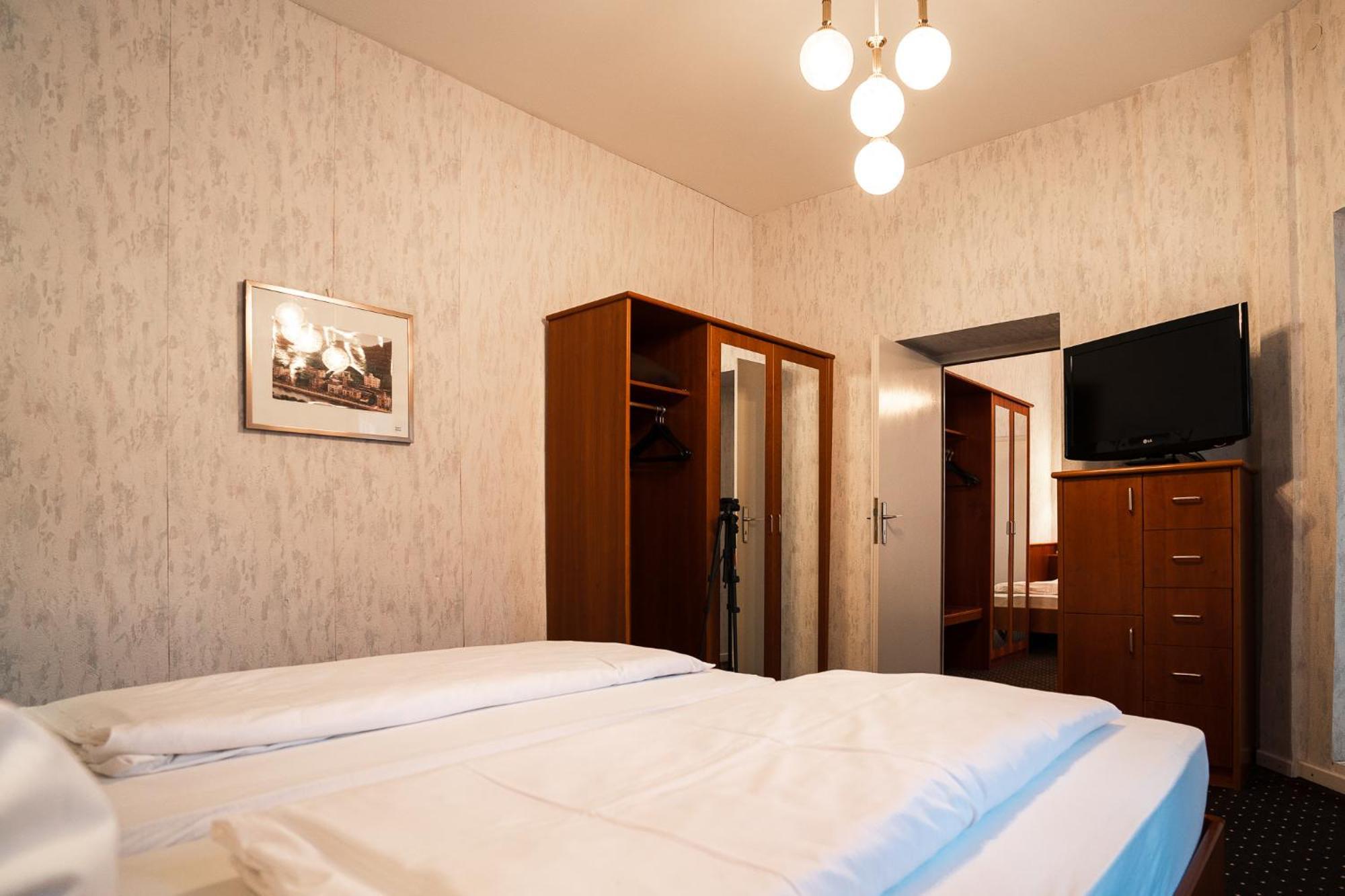 Triple Room Private Bathroom
