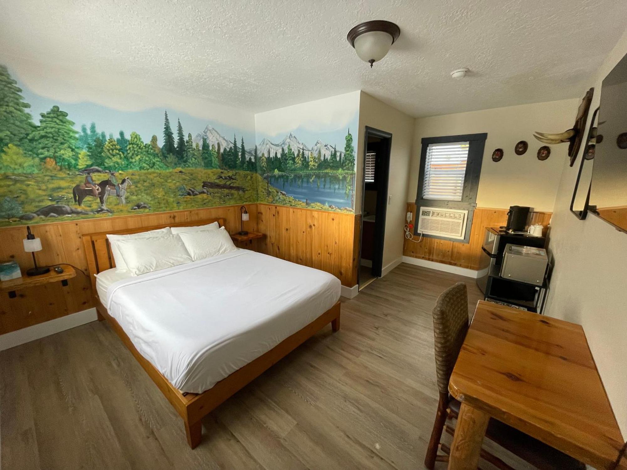 Queen Room