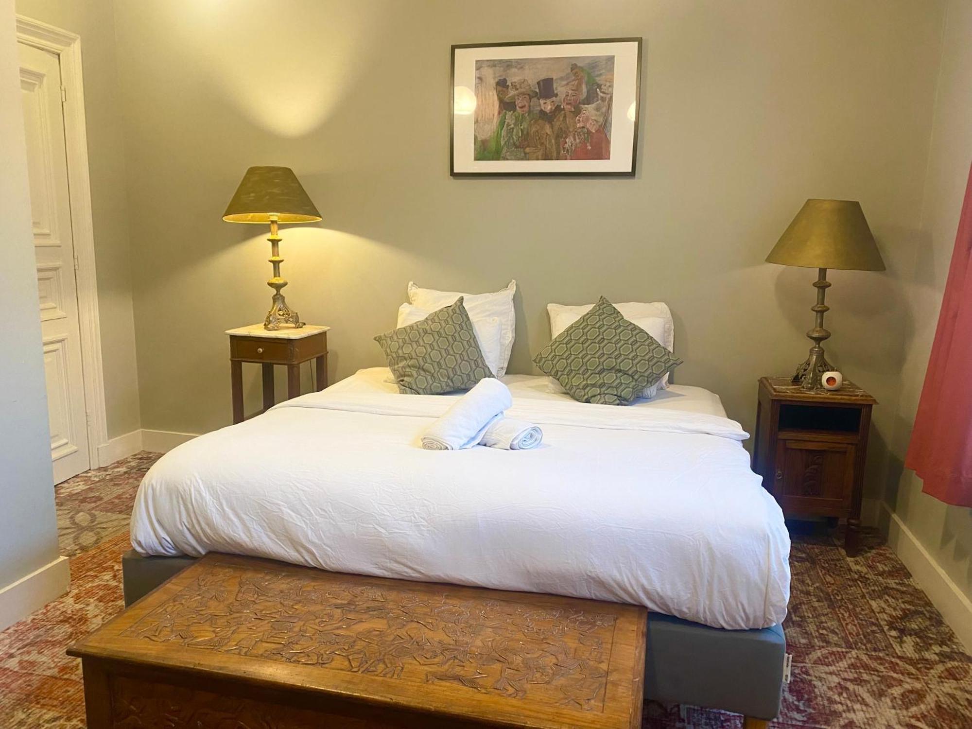 Deluxe Double or Twin Room City View