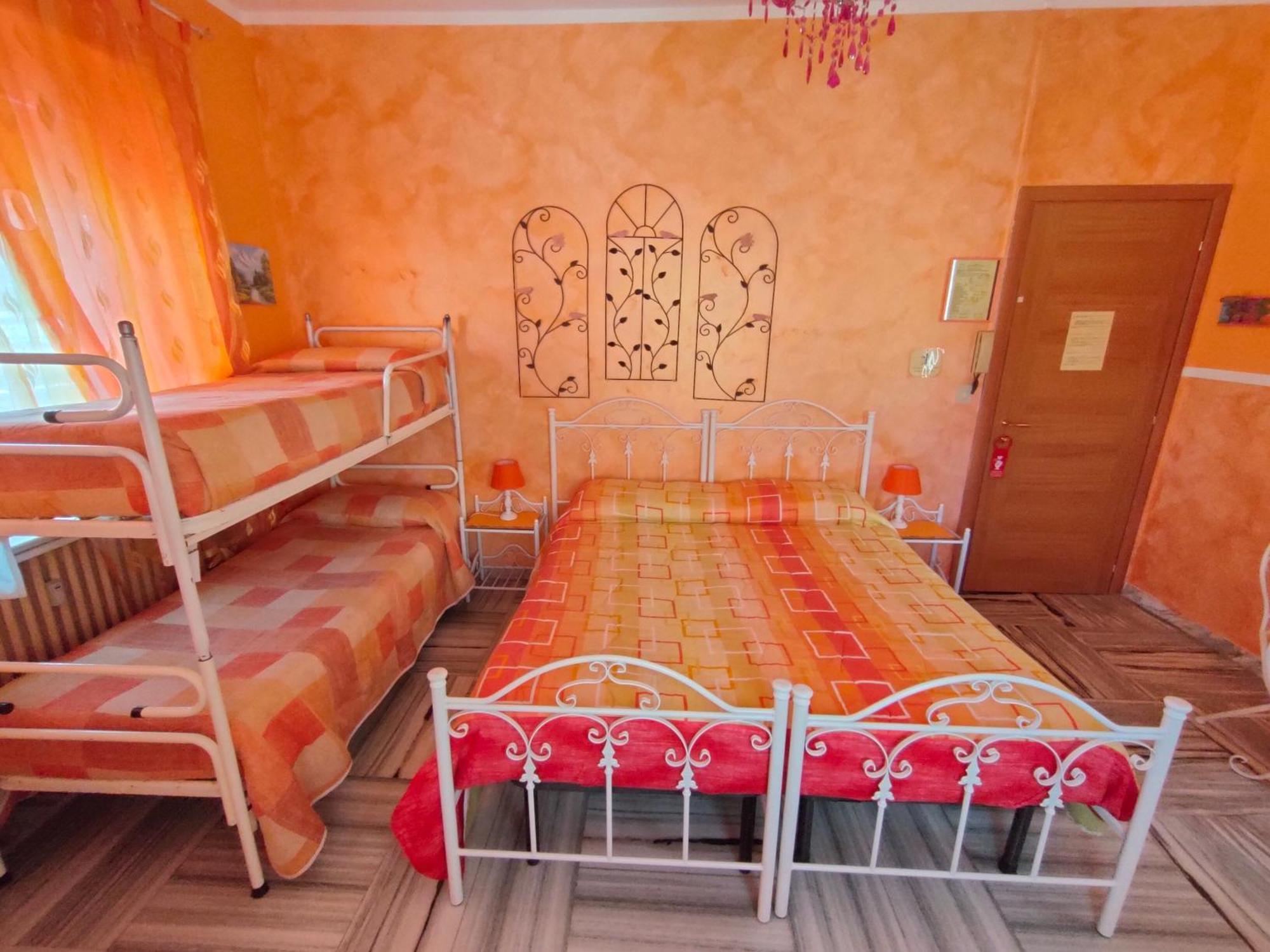 Triple Room Private Bathroom