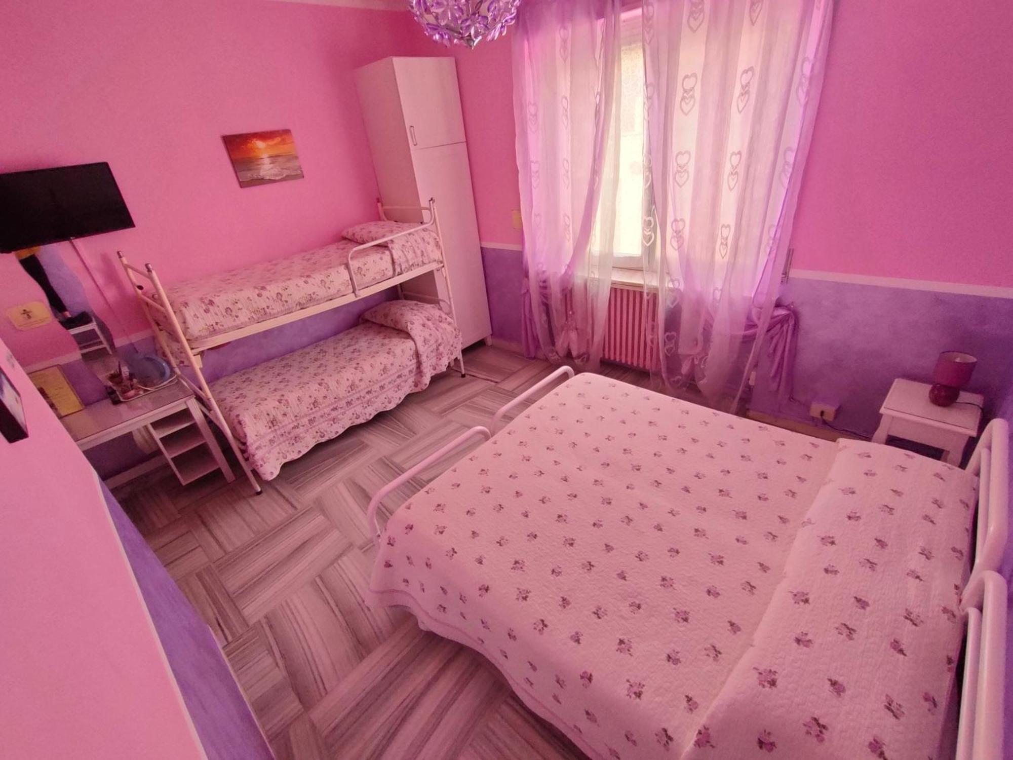 Triple Room Private Bathroom