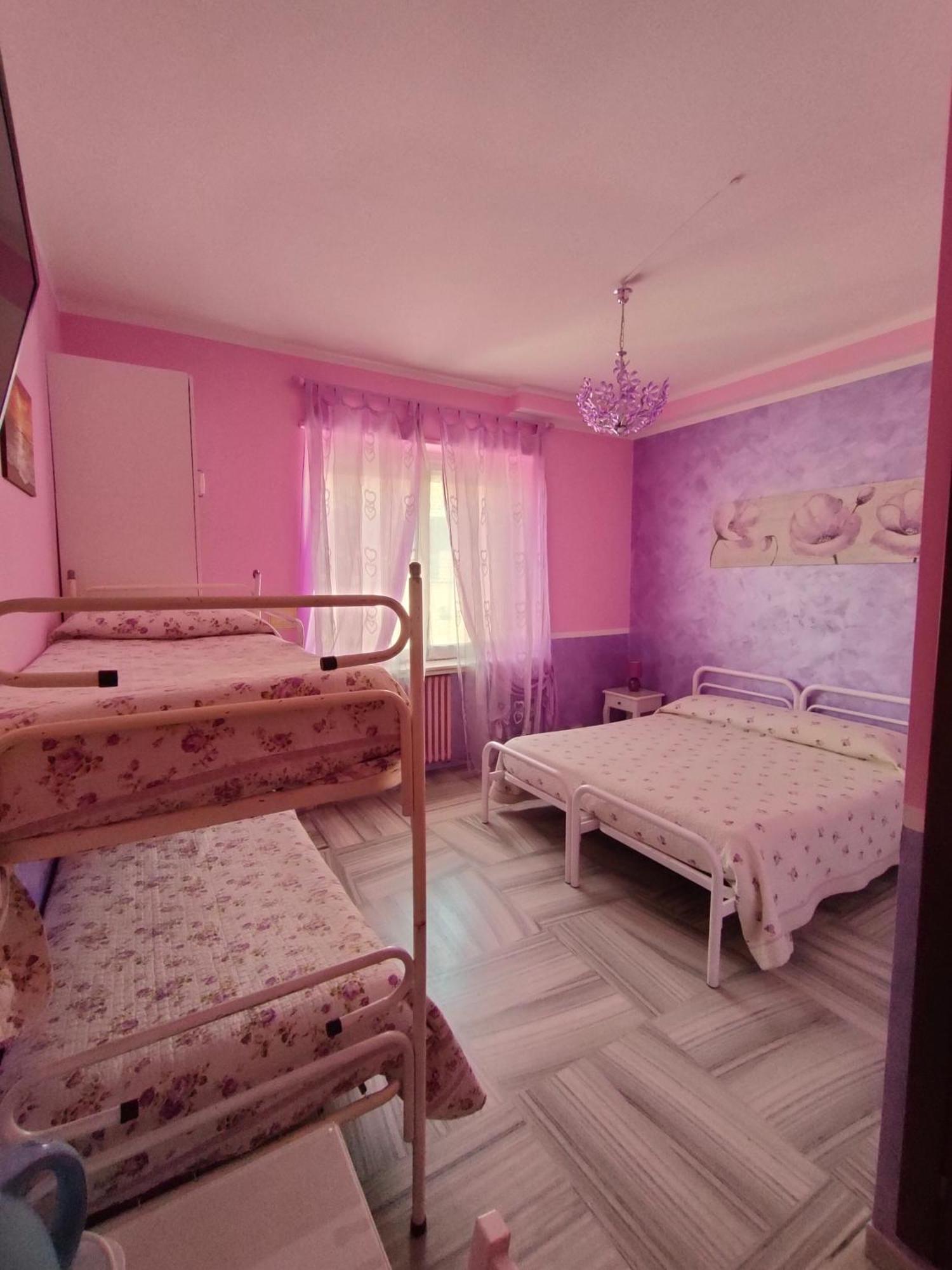 Triple Room Private Bathroom