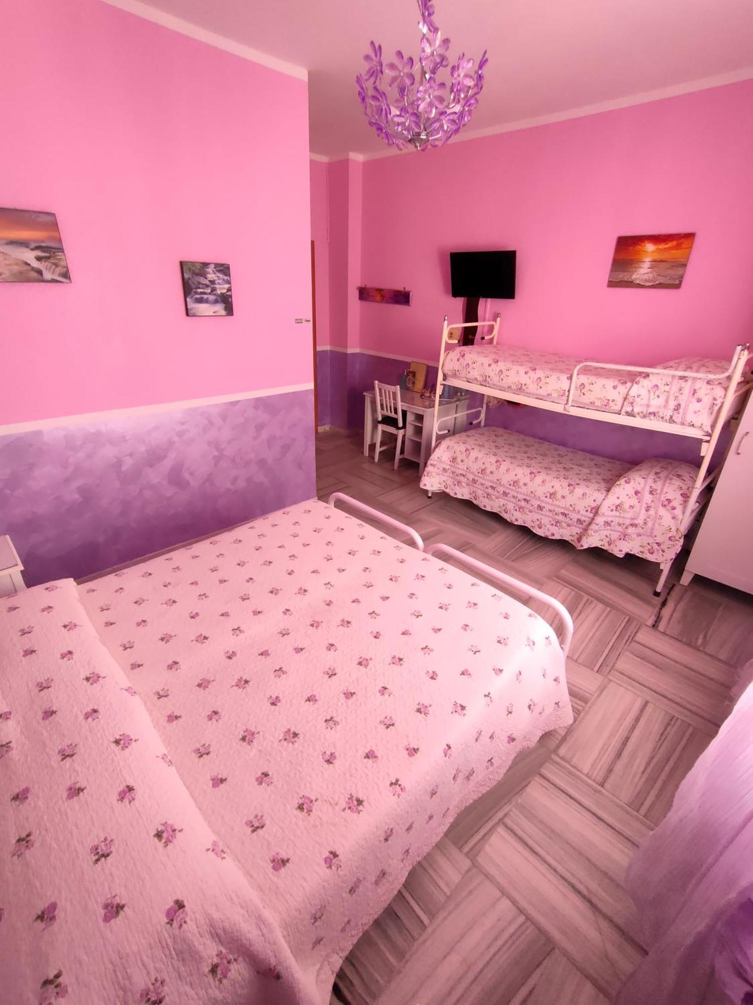 Triple Room Private Bathroom