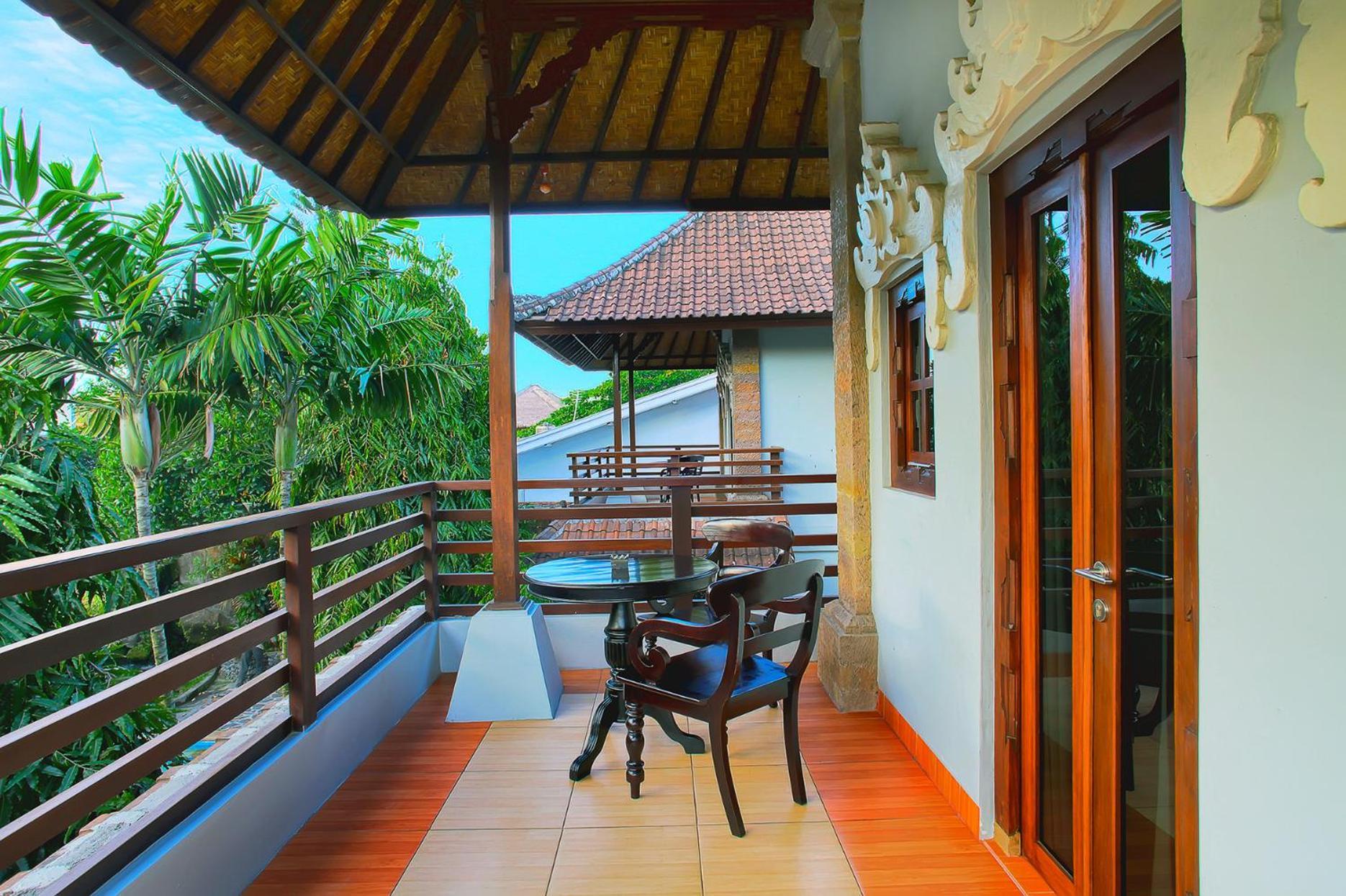 Double Room Pool View