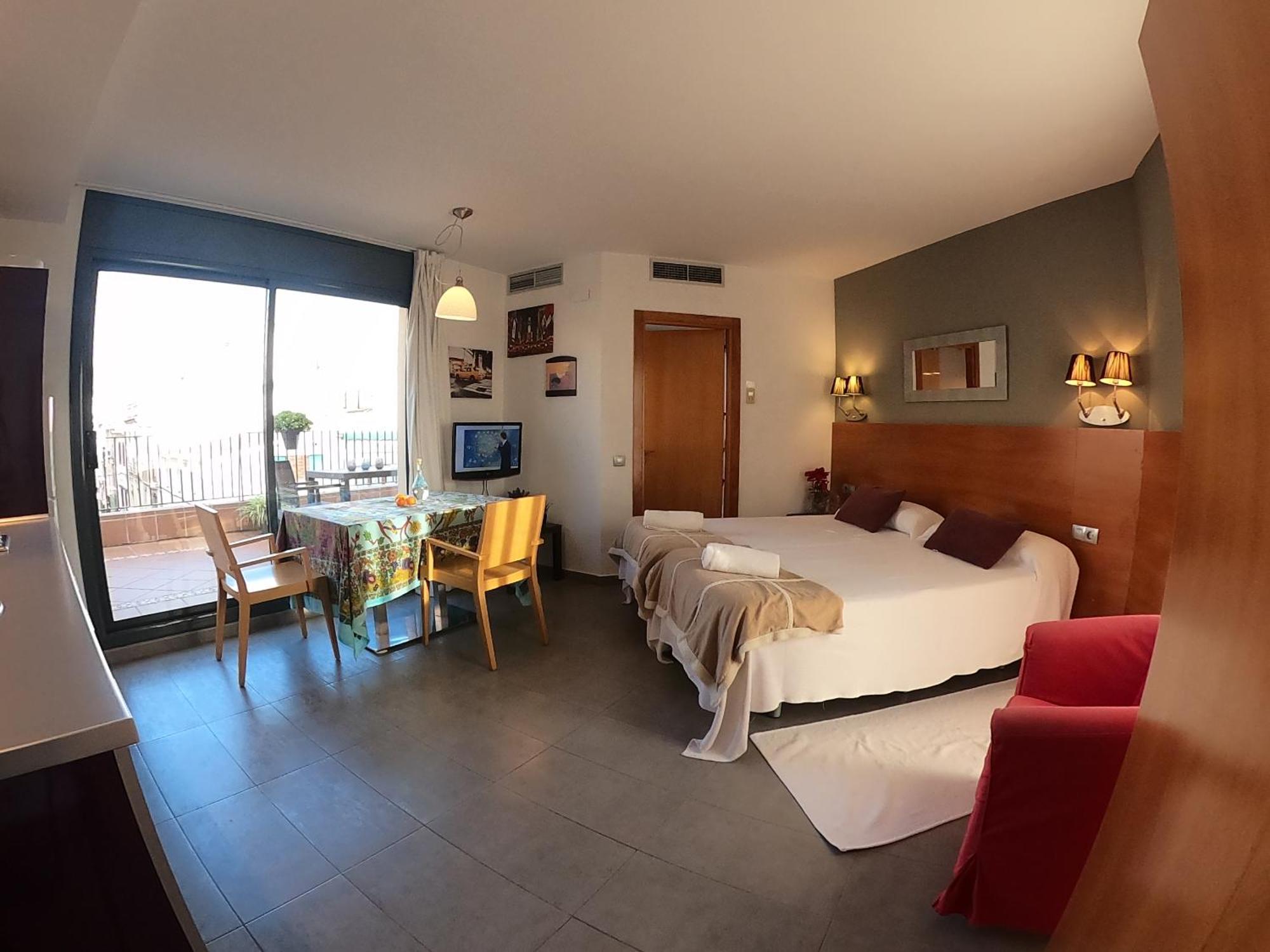 One-Bedroom Apartment Terrace
