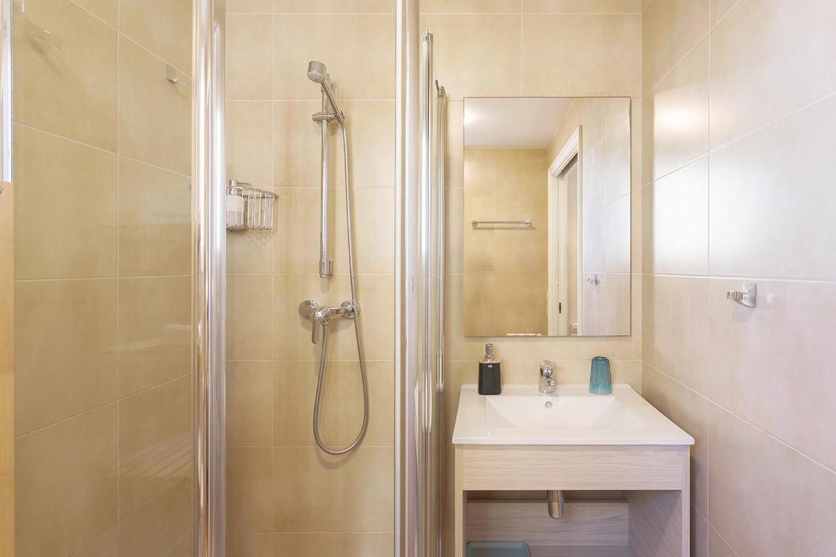 Twin Room,1523880058:JPEG