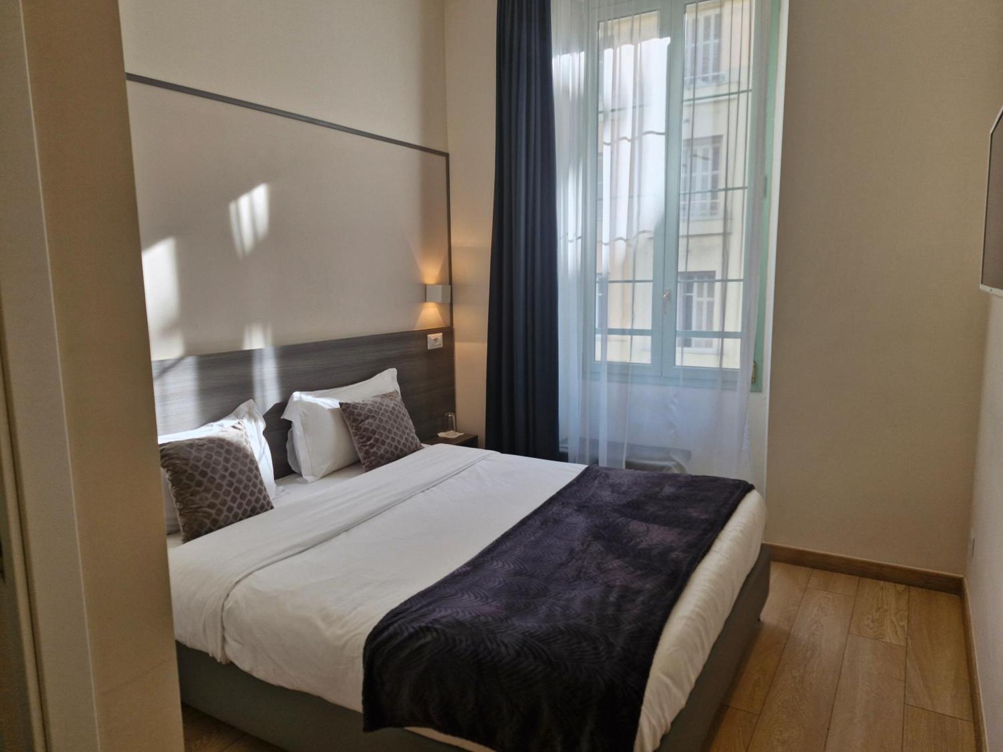 Double Room,1523925553:JPEG