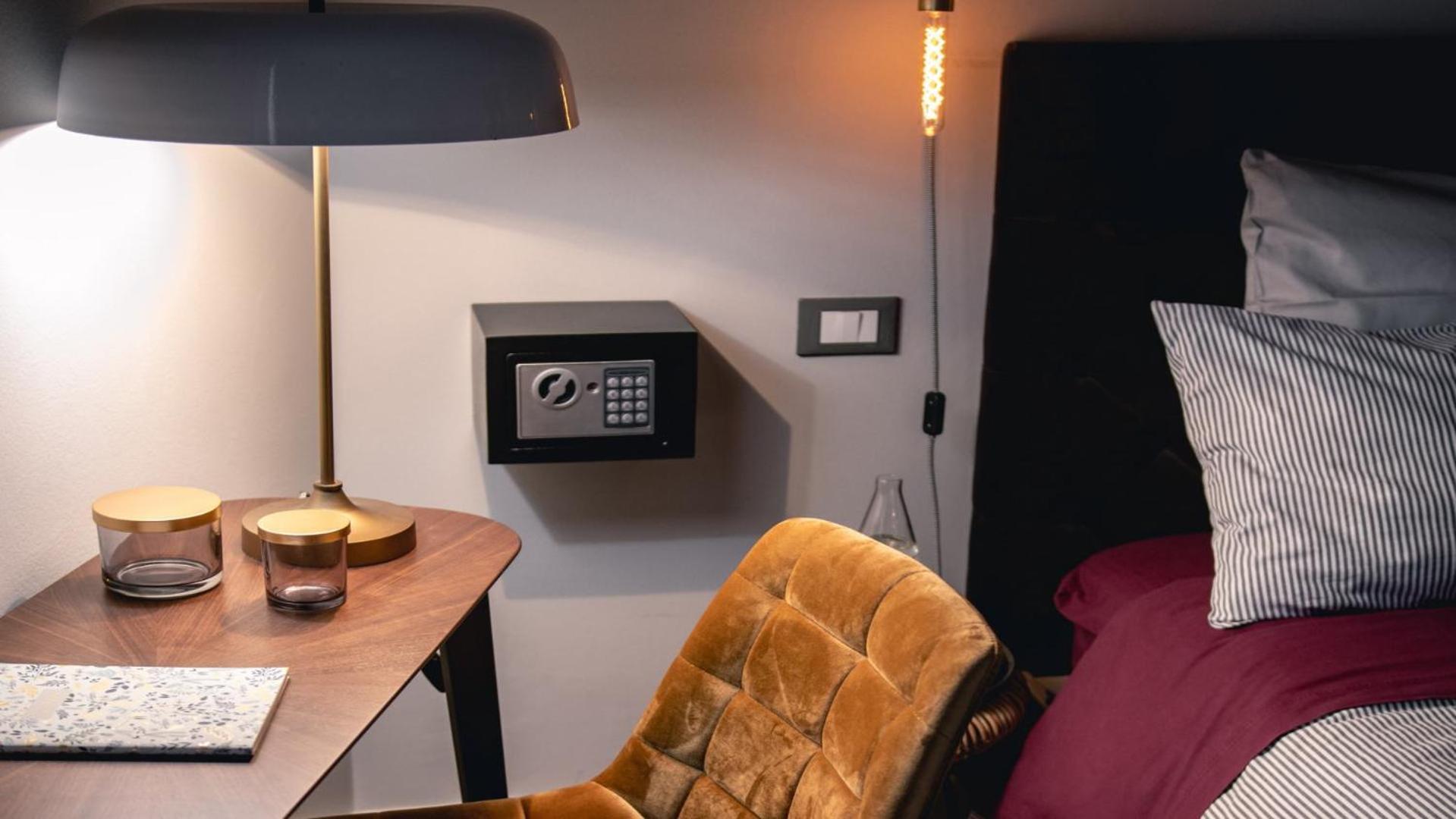 Deluxe Junior Suite,1523954800:JPEG