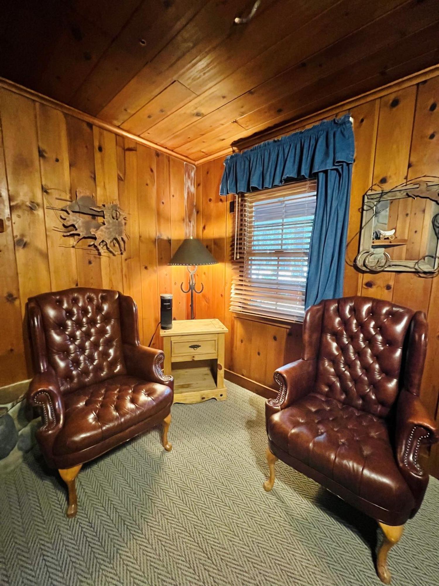 King Studio Stage Coach Stop