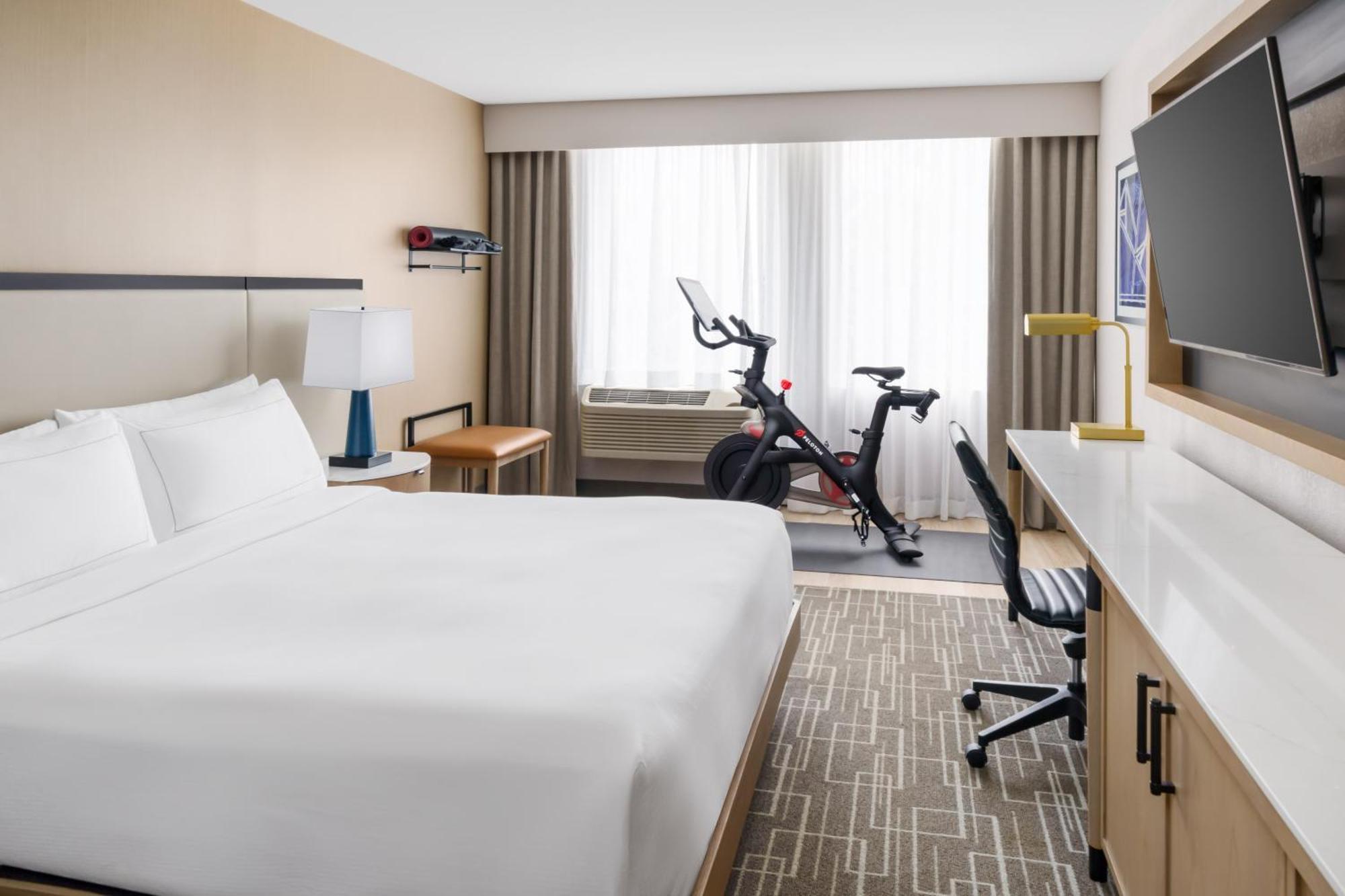 King Room Peloton Bike,1537658908:JPEG