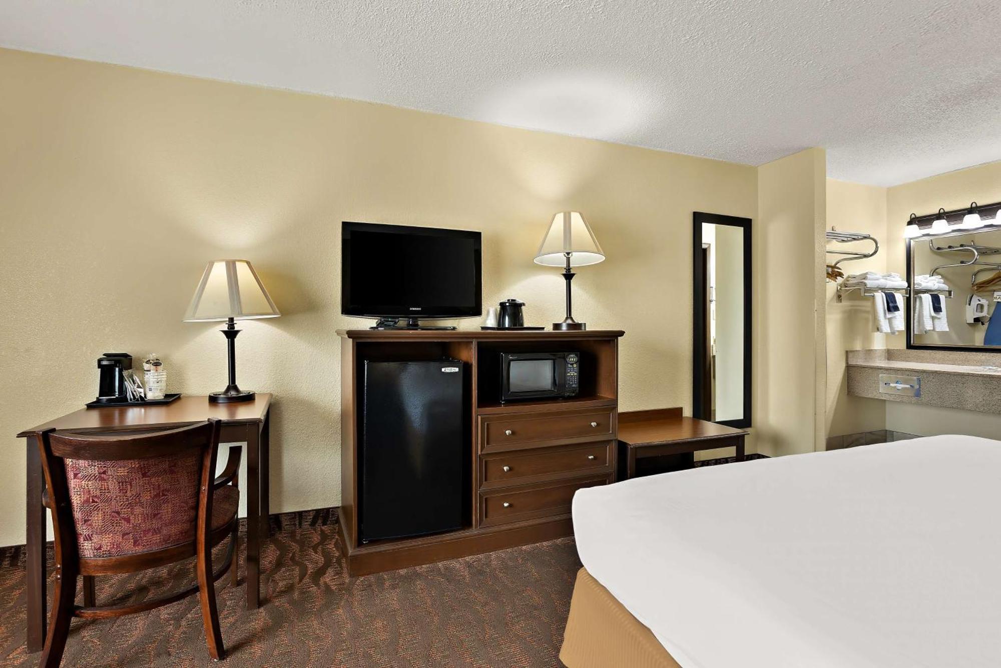King Room,1525884172:JPEG