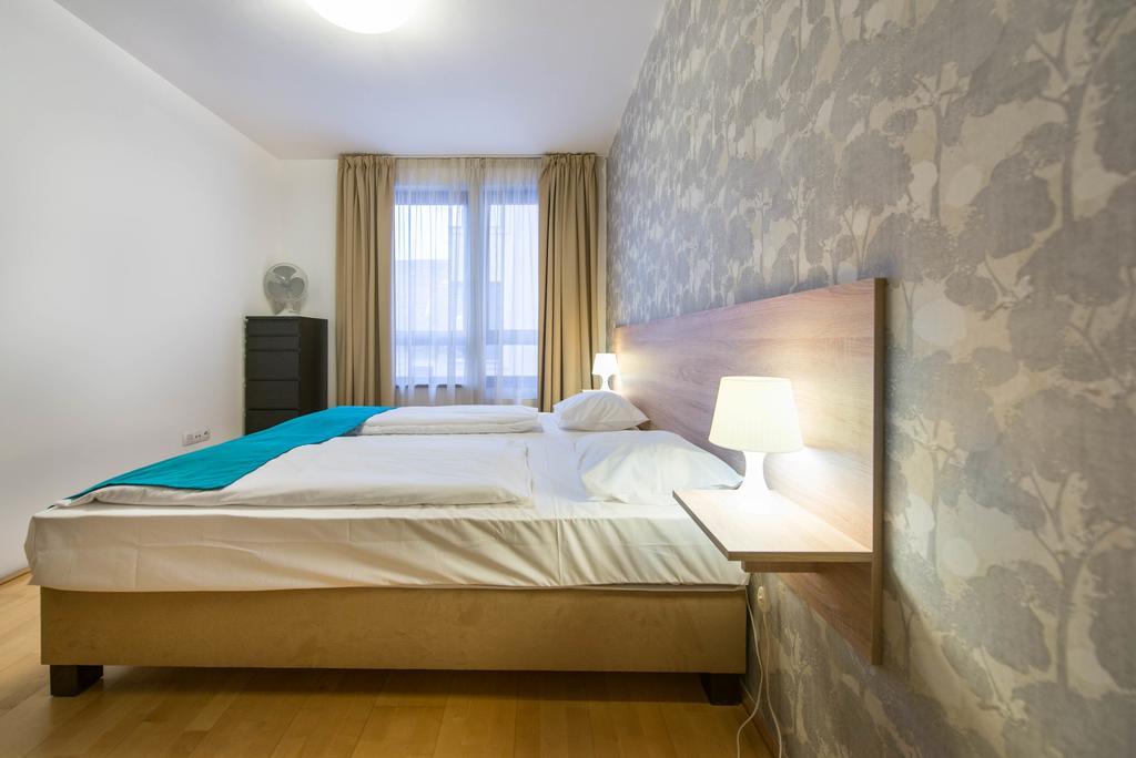Deluxe Two-Bedroom Apartment,706086205:JPEG