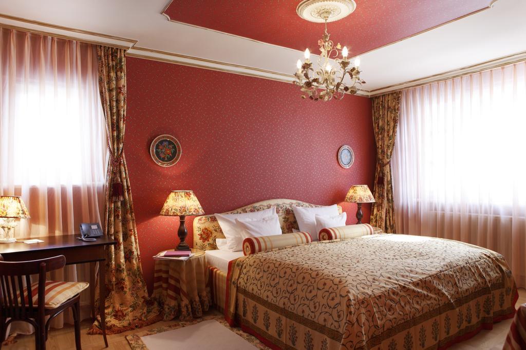 Small Cozy Double Room,1756485470:JPEG