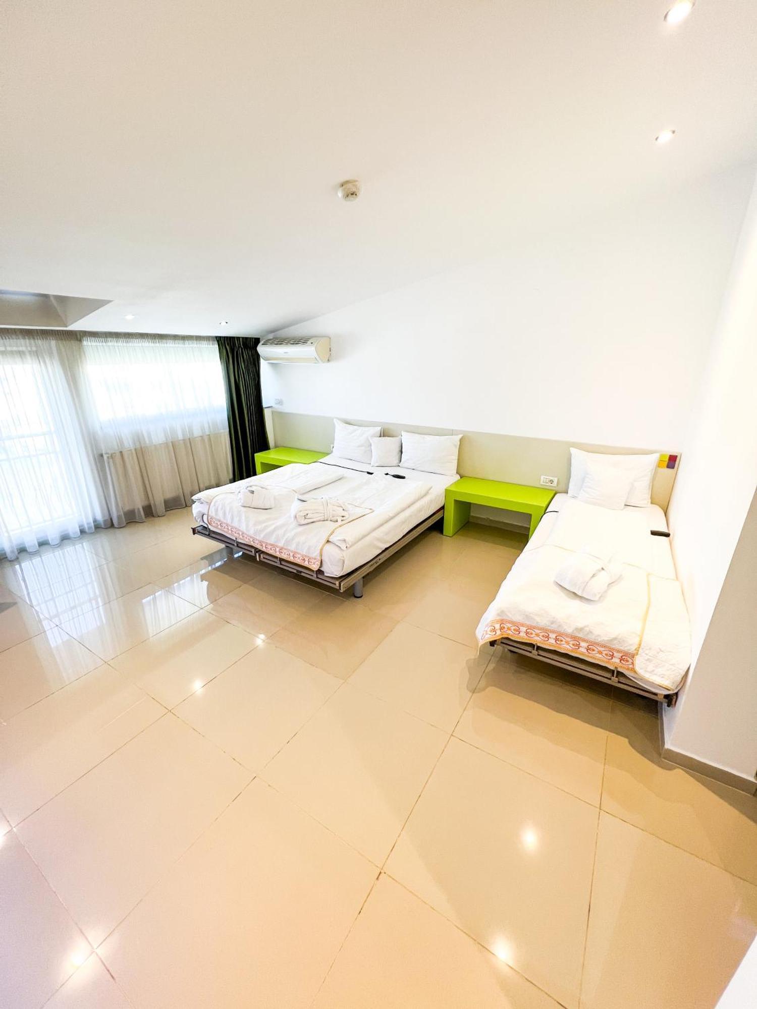 Budget Triple Room,1526213470:JPEG