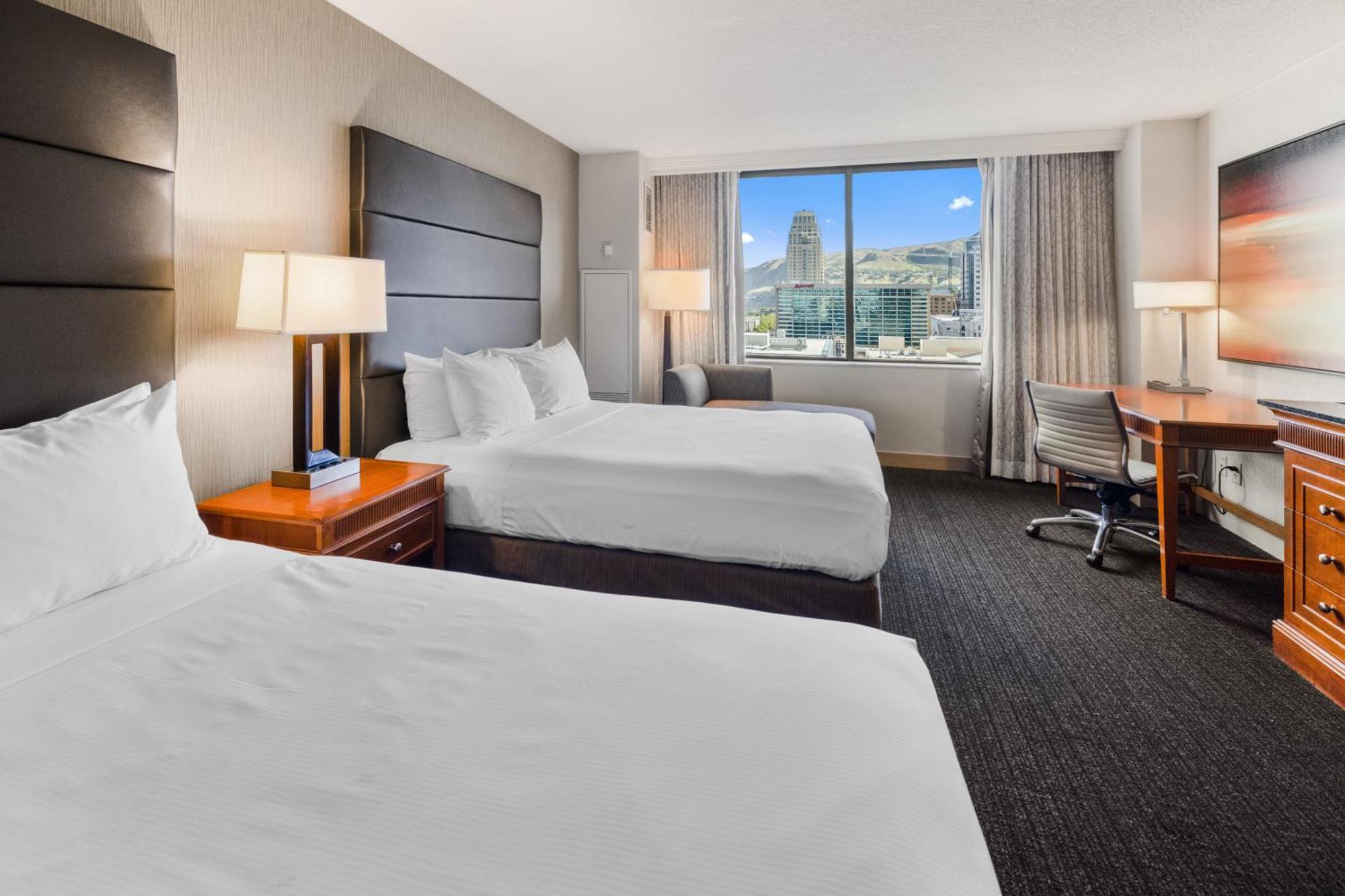Queen Room Two Queen Beds City View