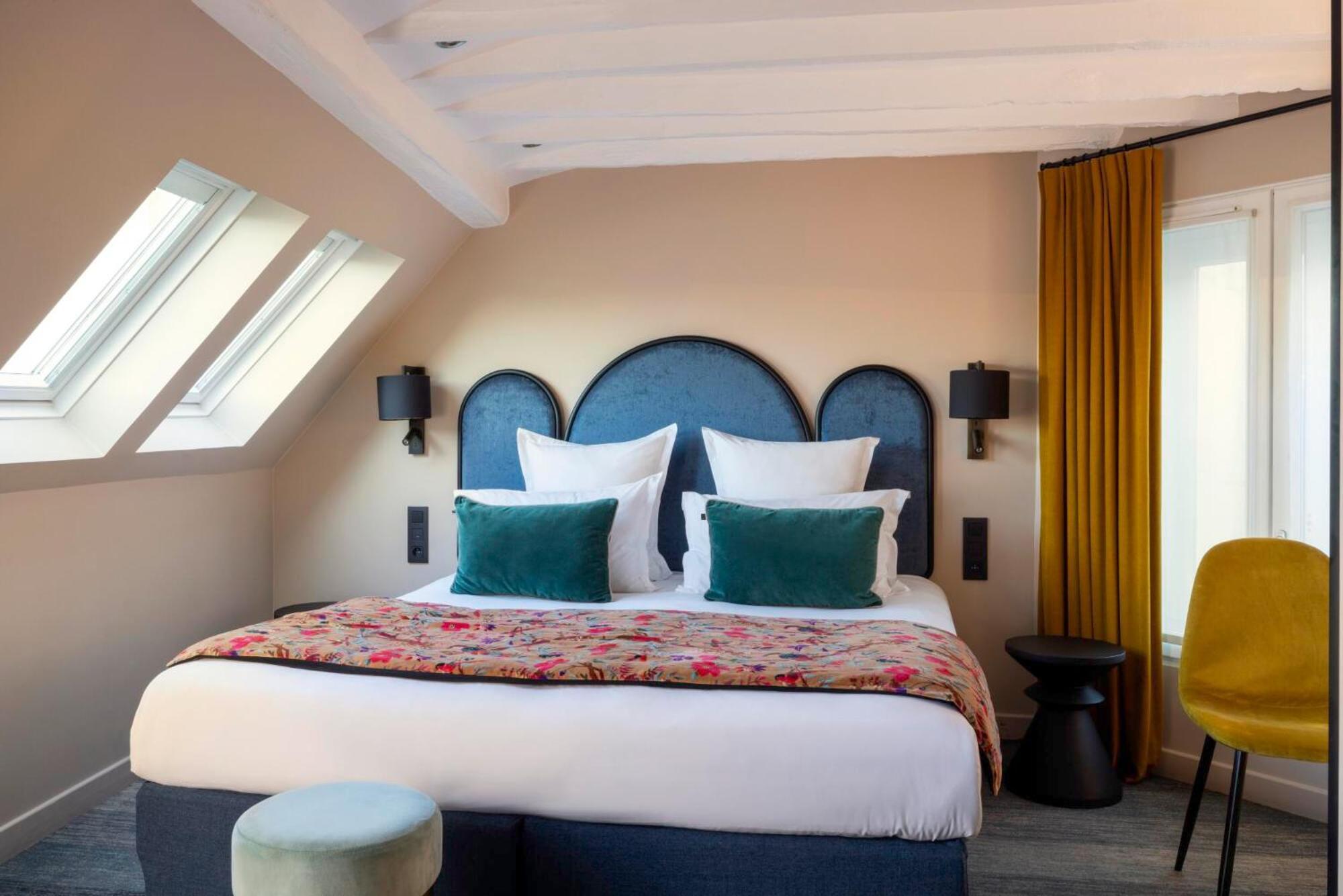 Deluxe Room,1526512963:JPEG