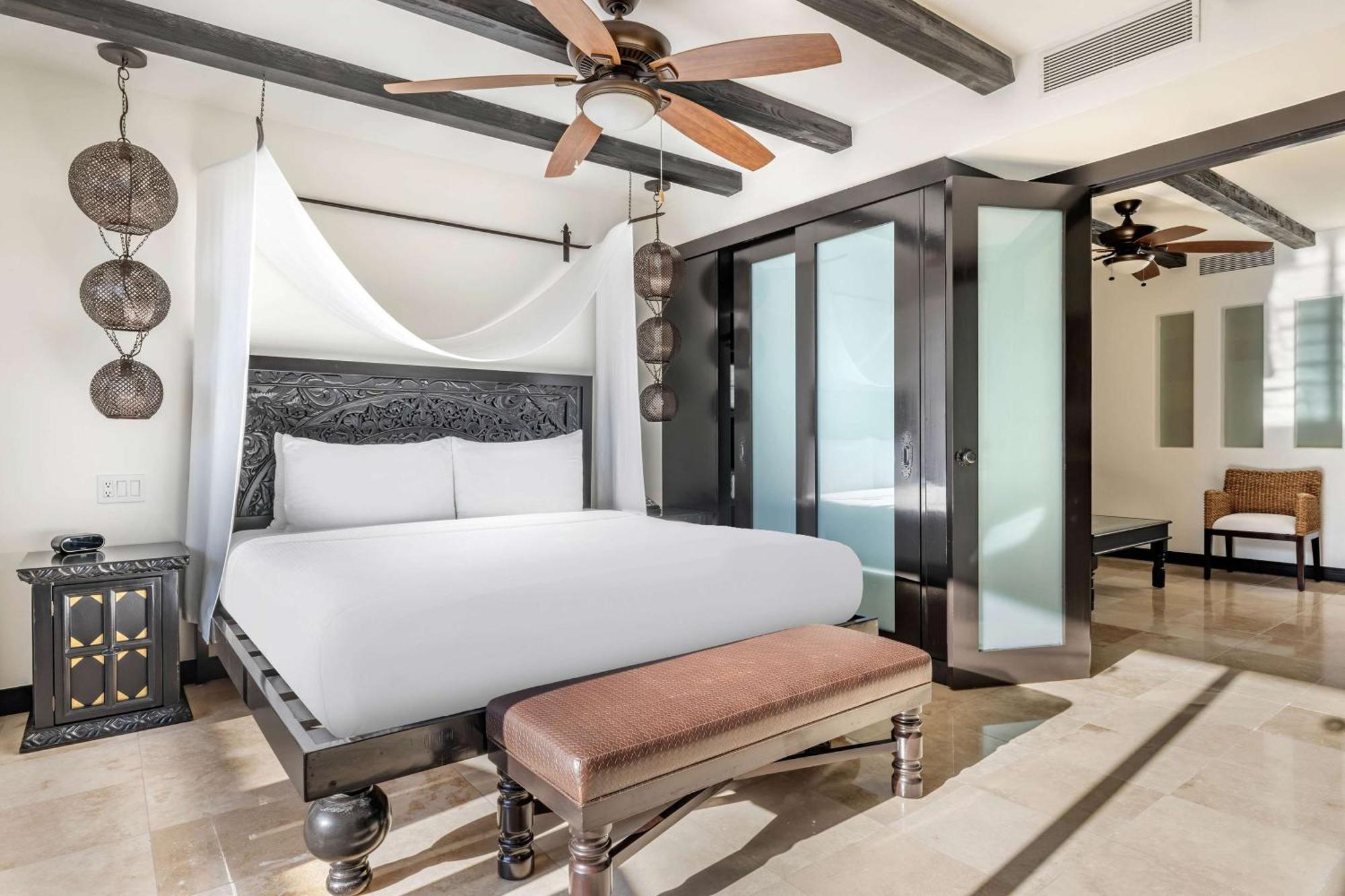 Junior King Suite Balcony