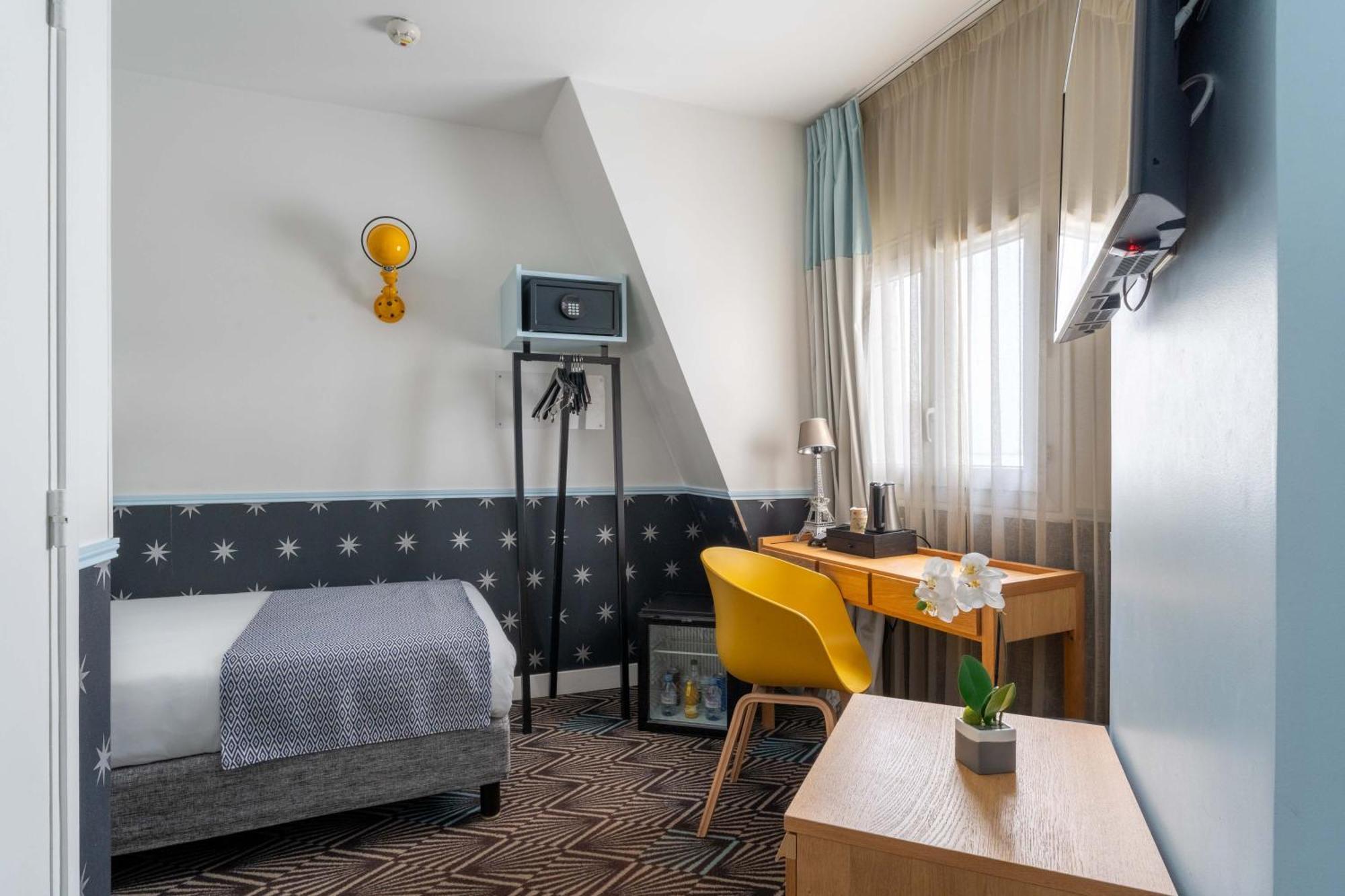 Small Single Room