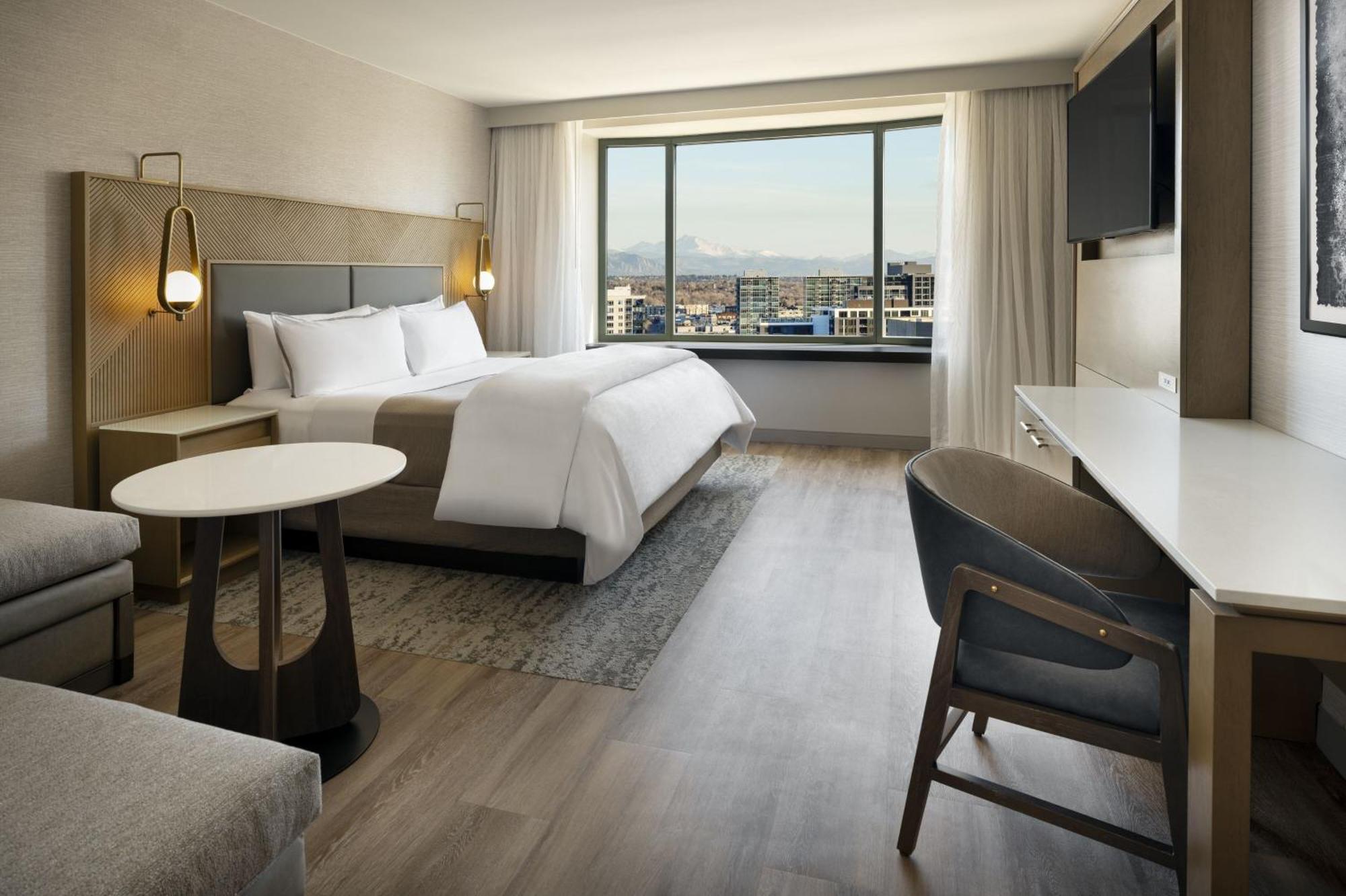 King Room Mountain View