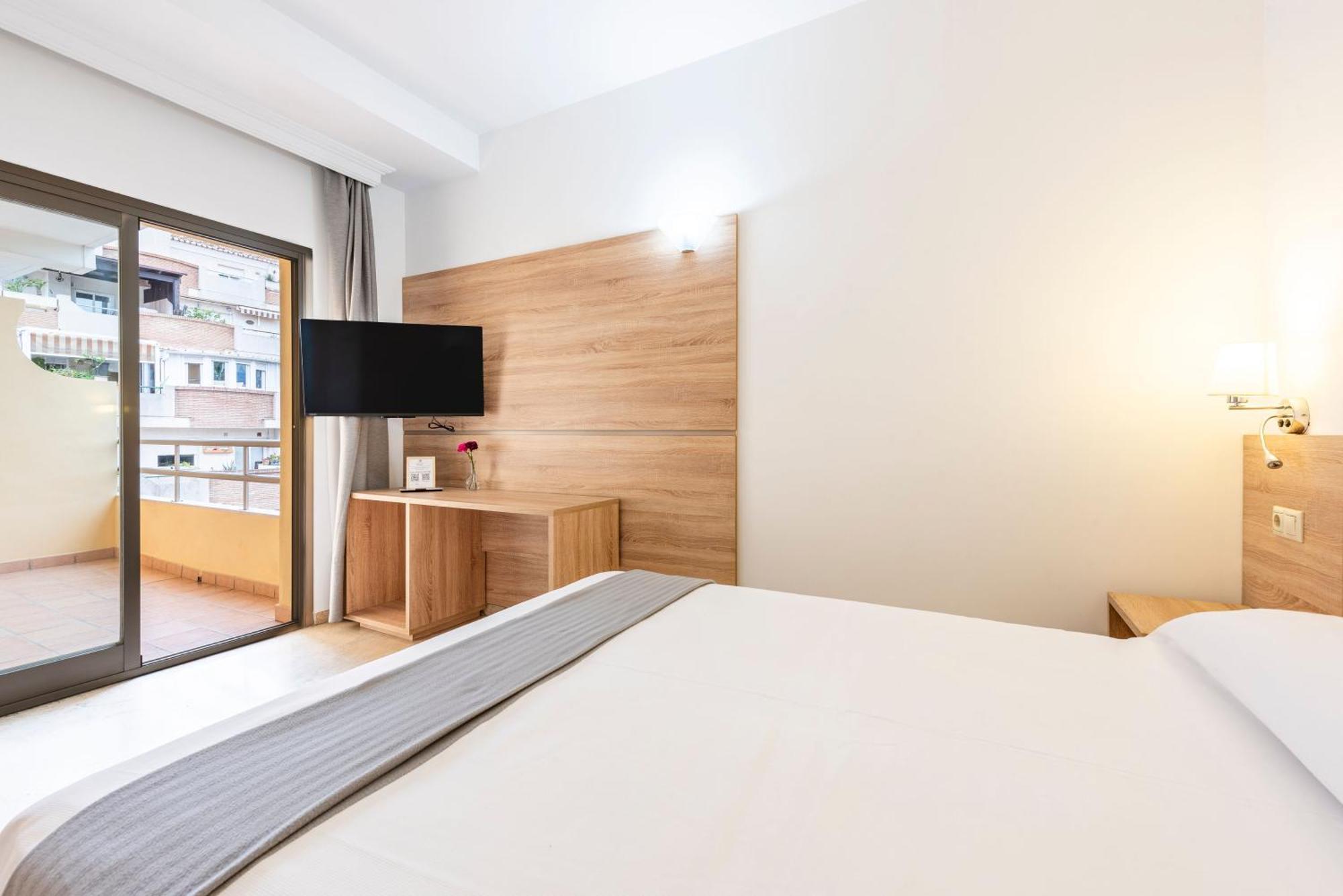 Double or Twin Room Terrace