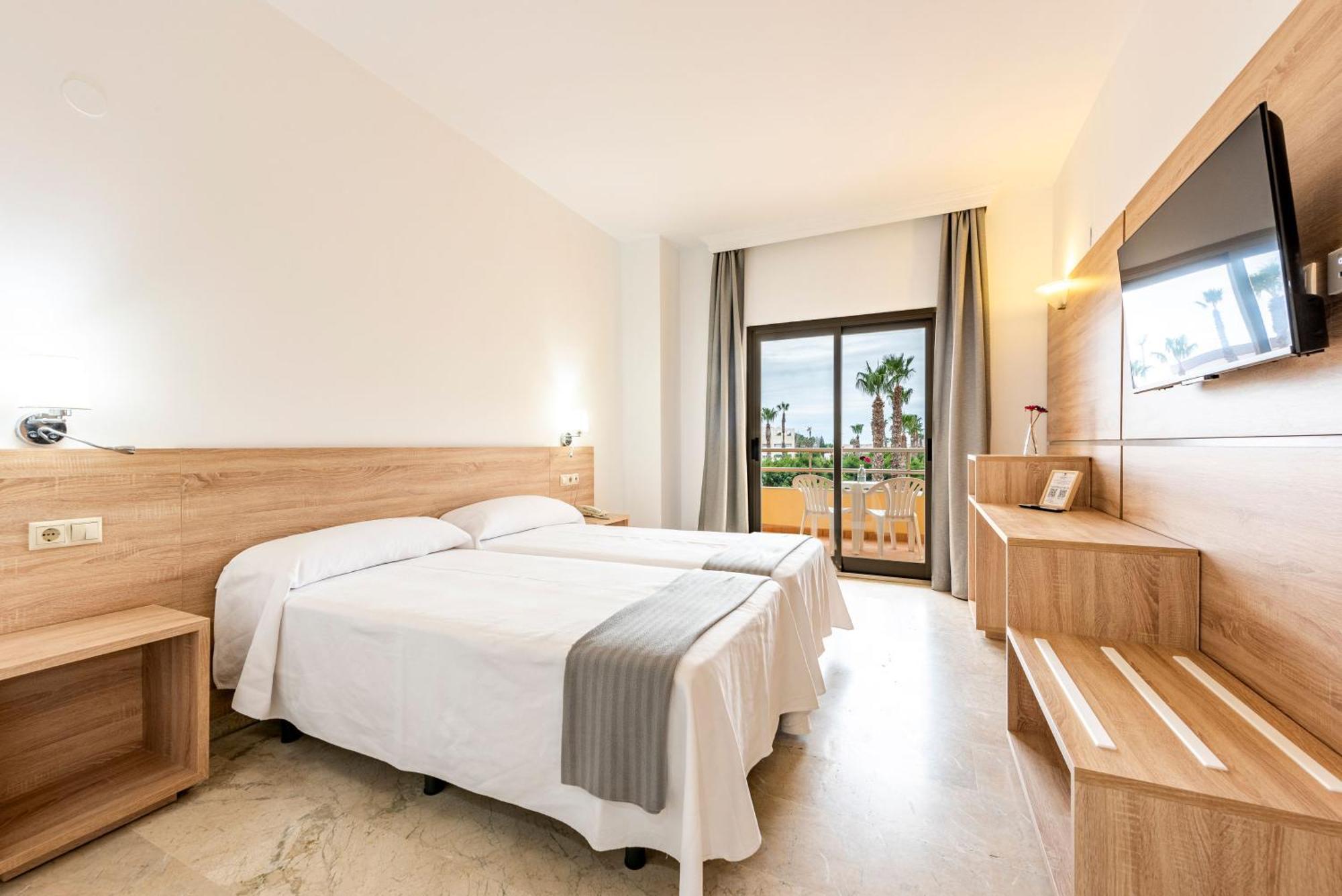 Double or Twin Room Terrace