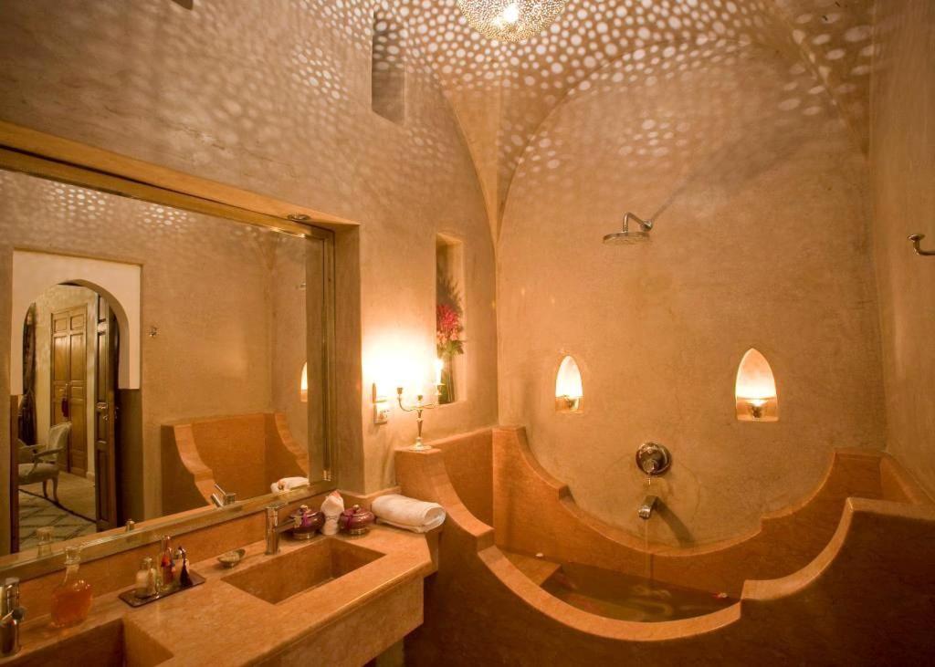 Rose Suite