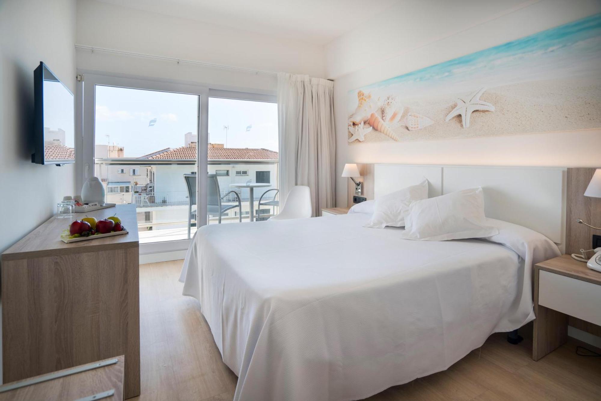 Double Room,1528230811:JPEG