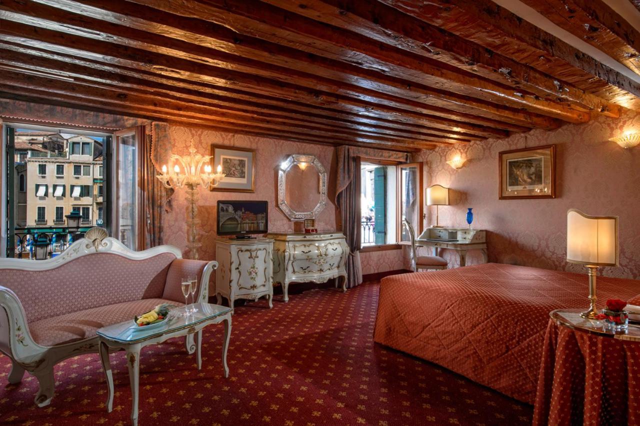 Double Room Grand Canal View no smoking